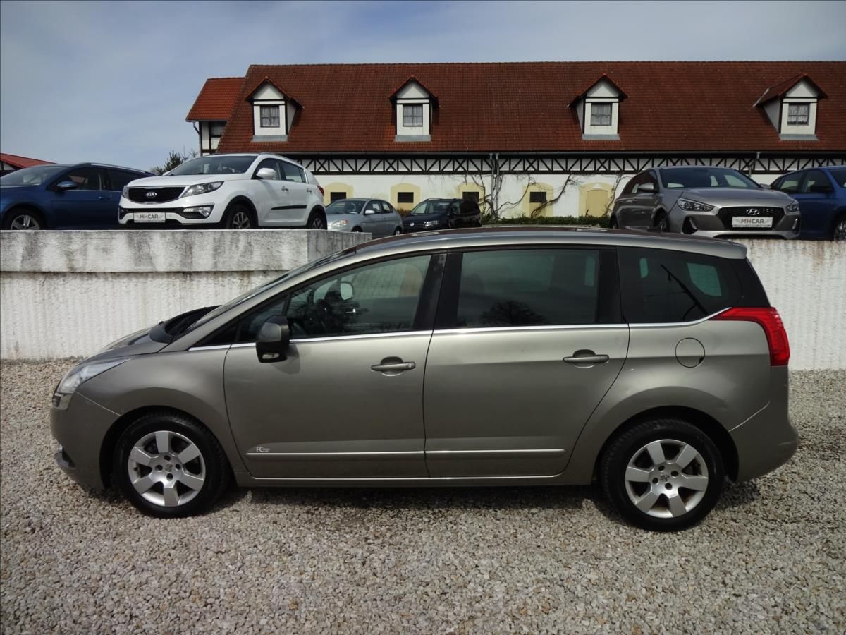 Peugeot 5008, 1.6THP 115 kW - fotka 4
