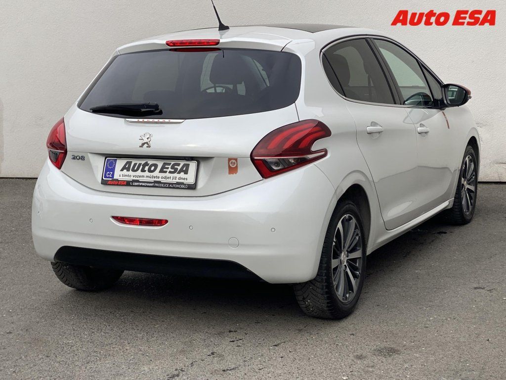 Peugeot 208, 1.2PT,Roland Garros,panor - fotka 4