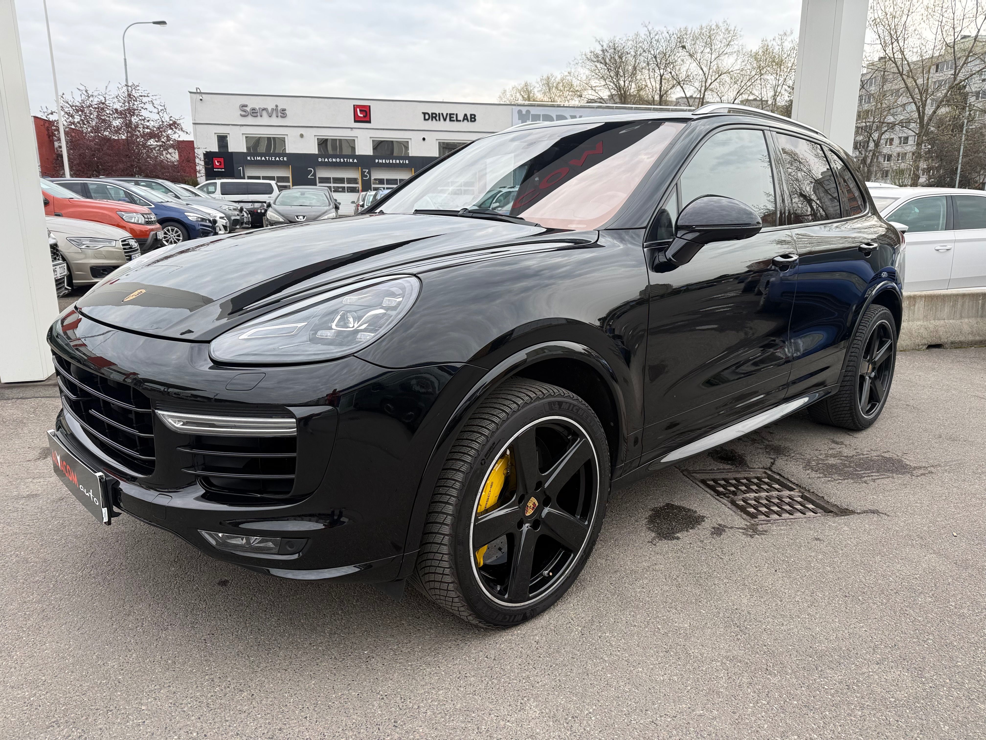 Porsche Cayenne, Turbo S - fotka 2