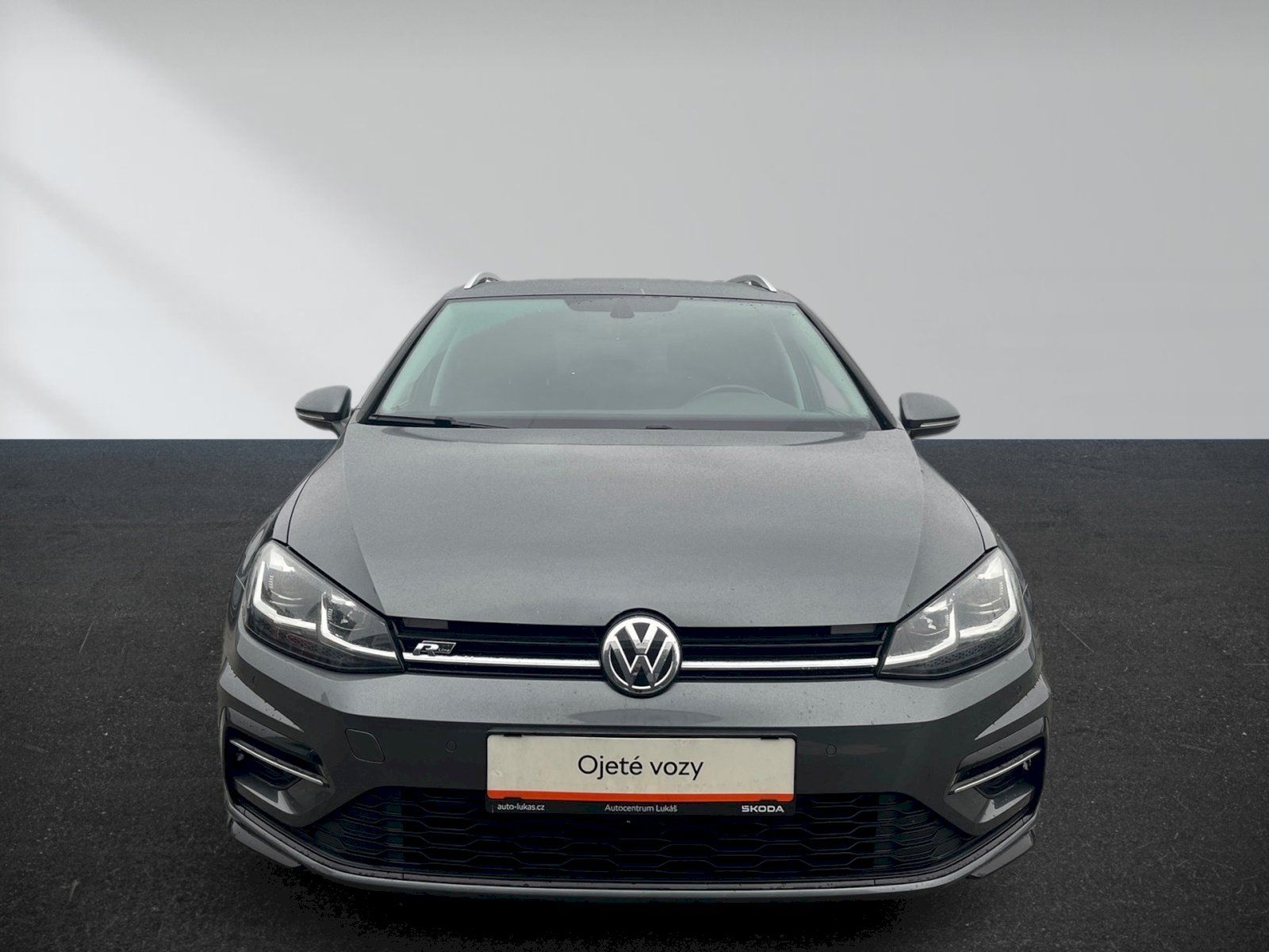 Volkswagen Golf Variant, R-LINE 1.5 TSI 110 kW - fotka 4