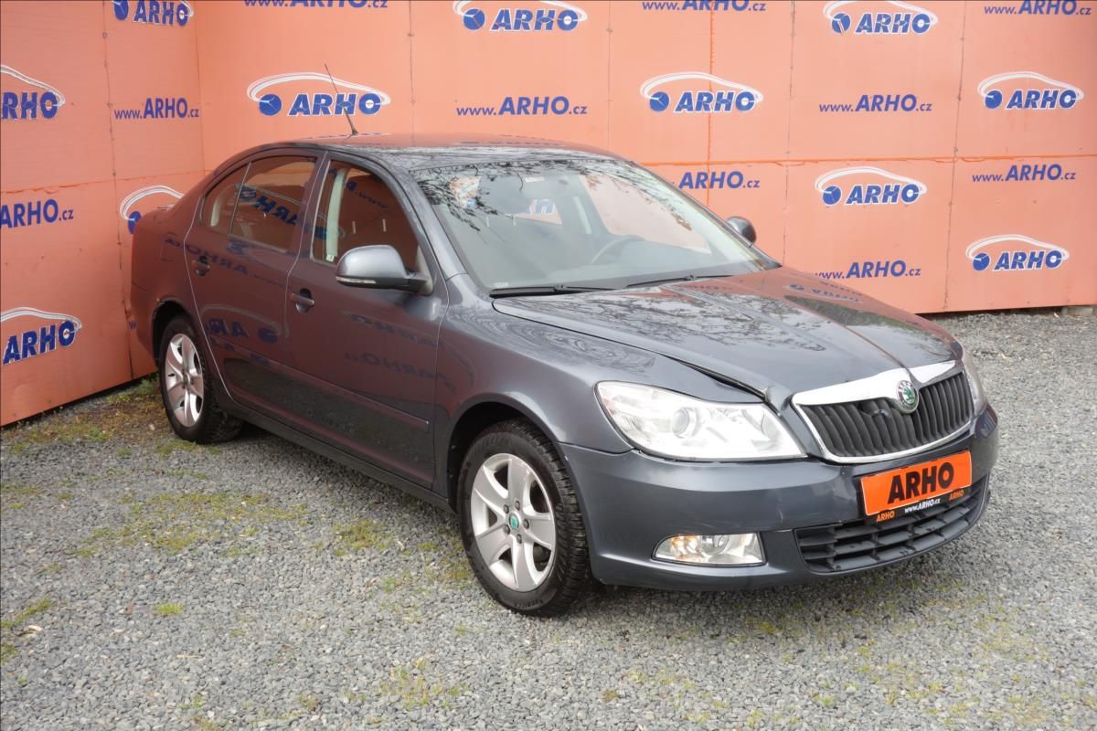 Škoda Octavia, 1,9 TDi 77KW, ČR, ELEGANCE.