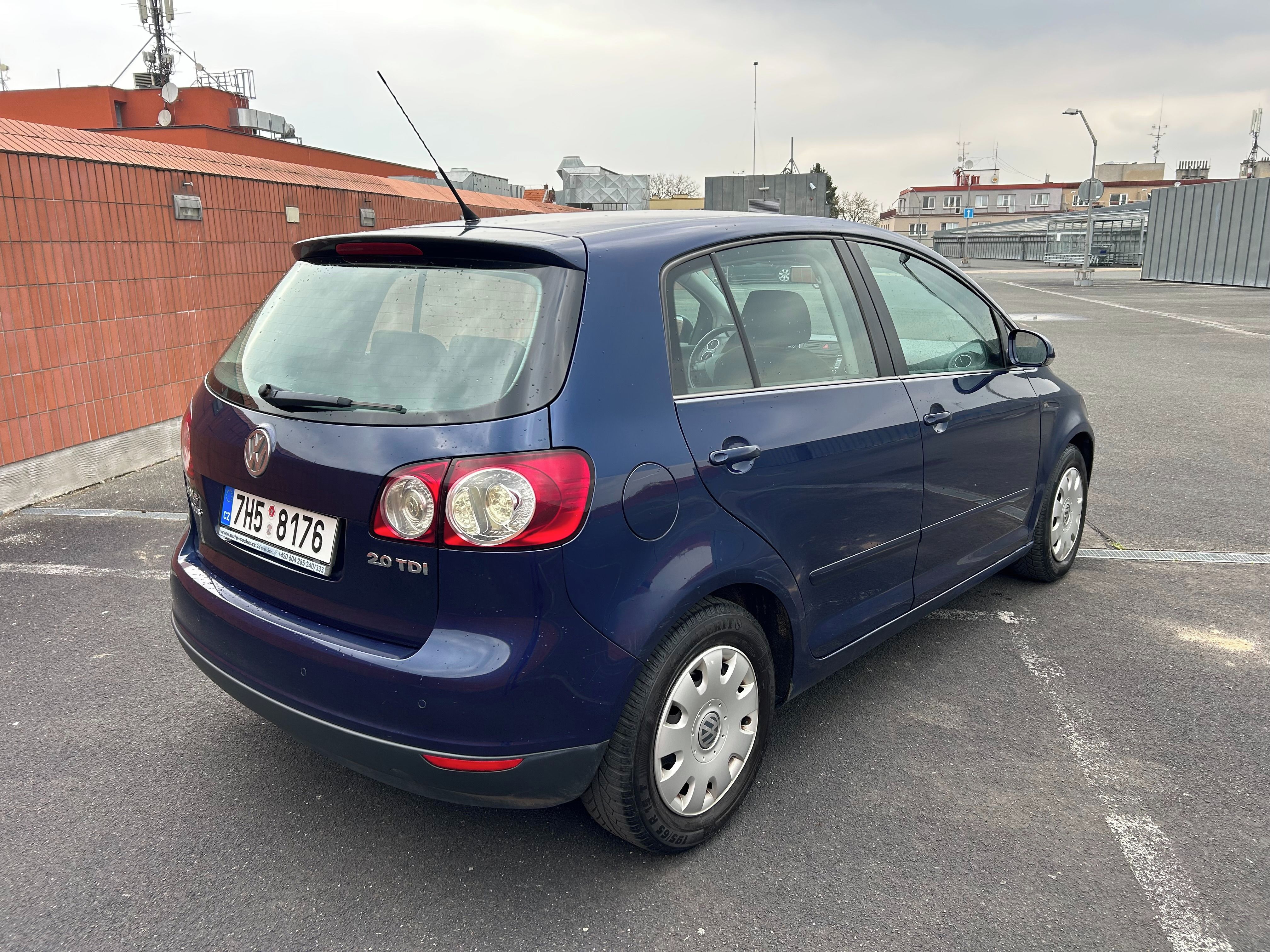 Volkswagen Golf Plus, 2.0 TDI 103kW 6q - fotka 6