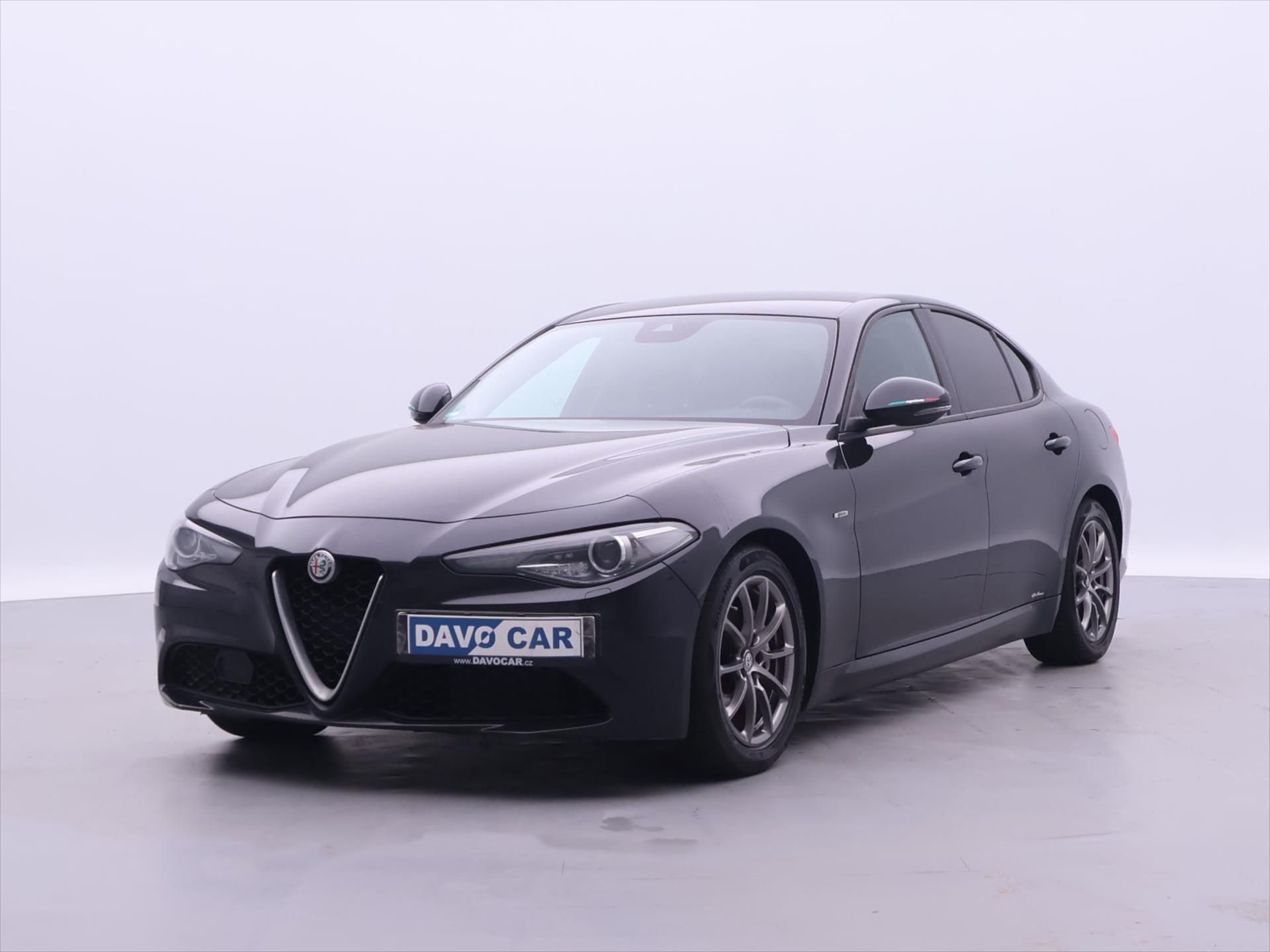 Alfa Romeo Giulia, 2,1 JTD 110kW Aut. Navi Xenon - fotka 3