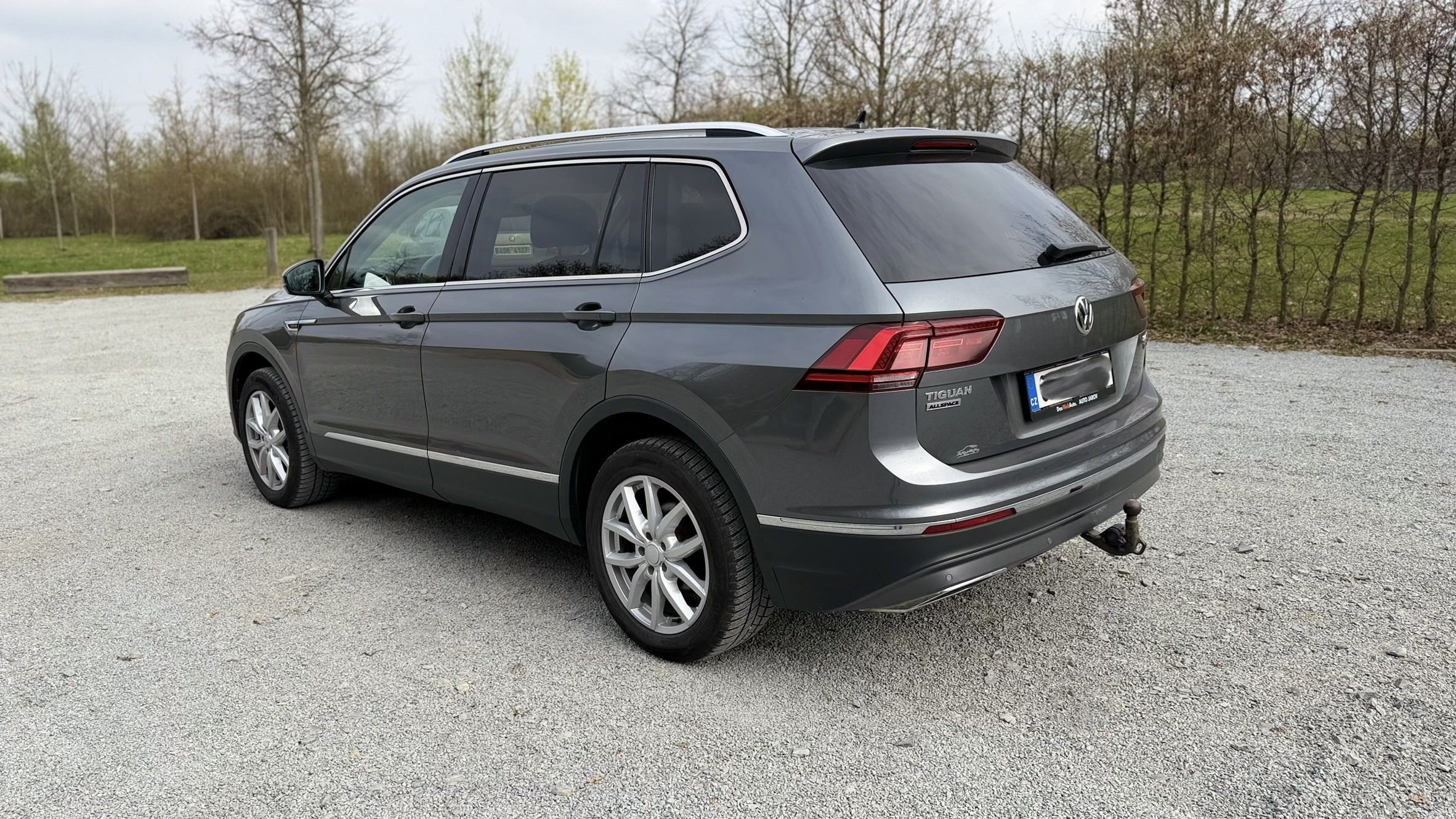 Volkswagen Tiguan, Allspace 2.0 TDi Highline, 4x4 - fotka 2
