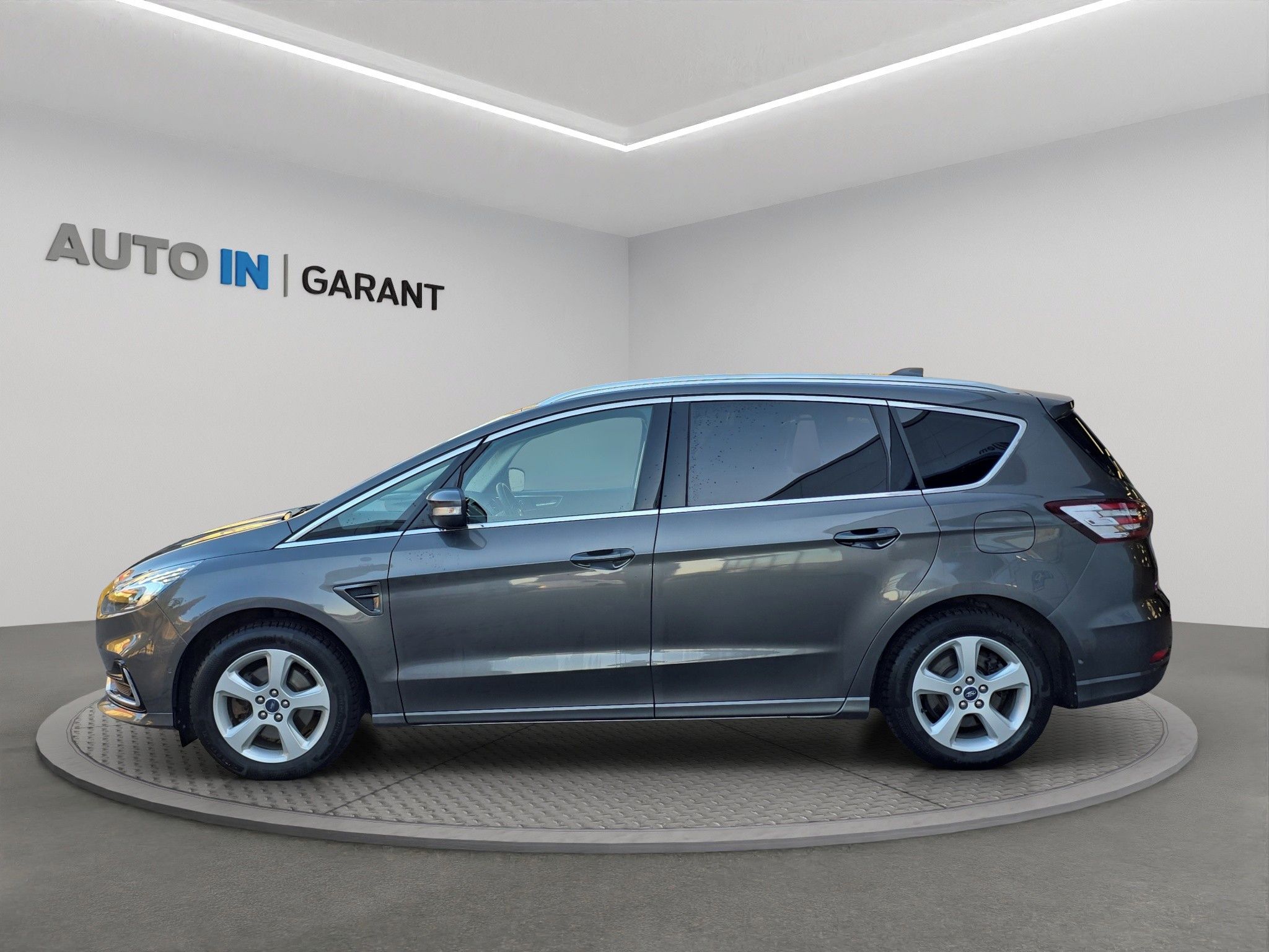 Ford S-MAX, TITANIUM 2,5 Duratec Hybrid 14 - fotka 3