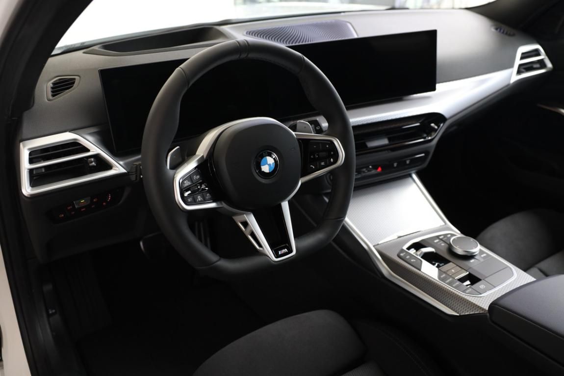 BMW Řada 3, 320d xDrive Touring - fotka 2