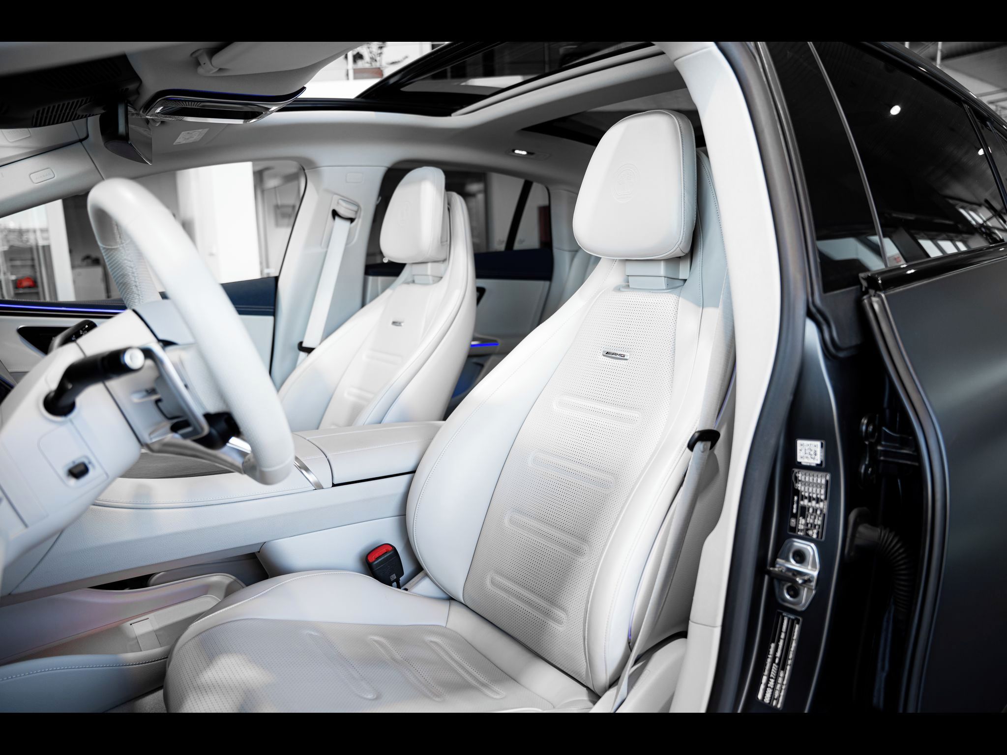 Mercedes-Benz EQE, 53 AMG 4MATIC*hyperscreen MBUX - fotka 3