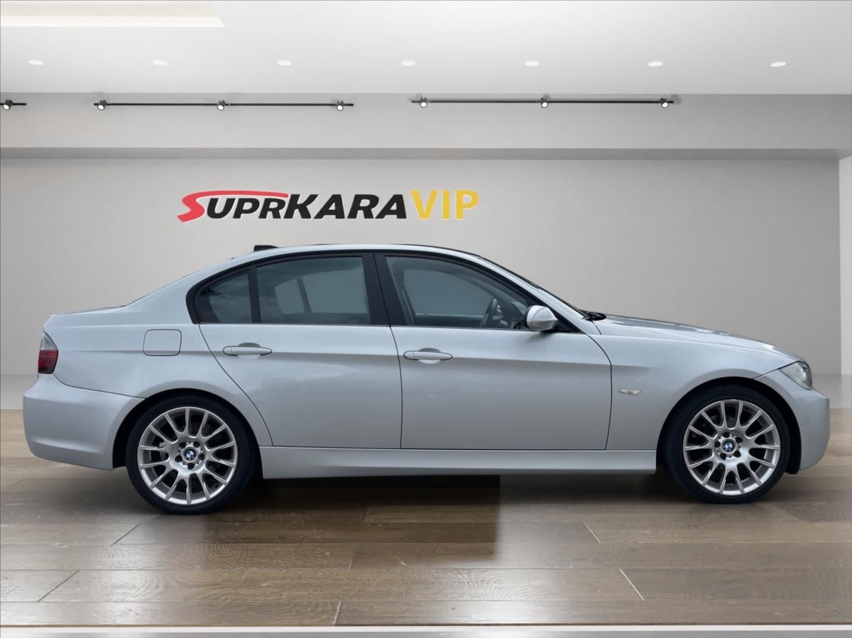 BMW Řada 3, 318d D.Klima*Vyhř.Sedadla*PDC - fotka 4