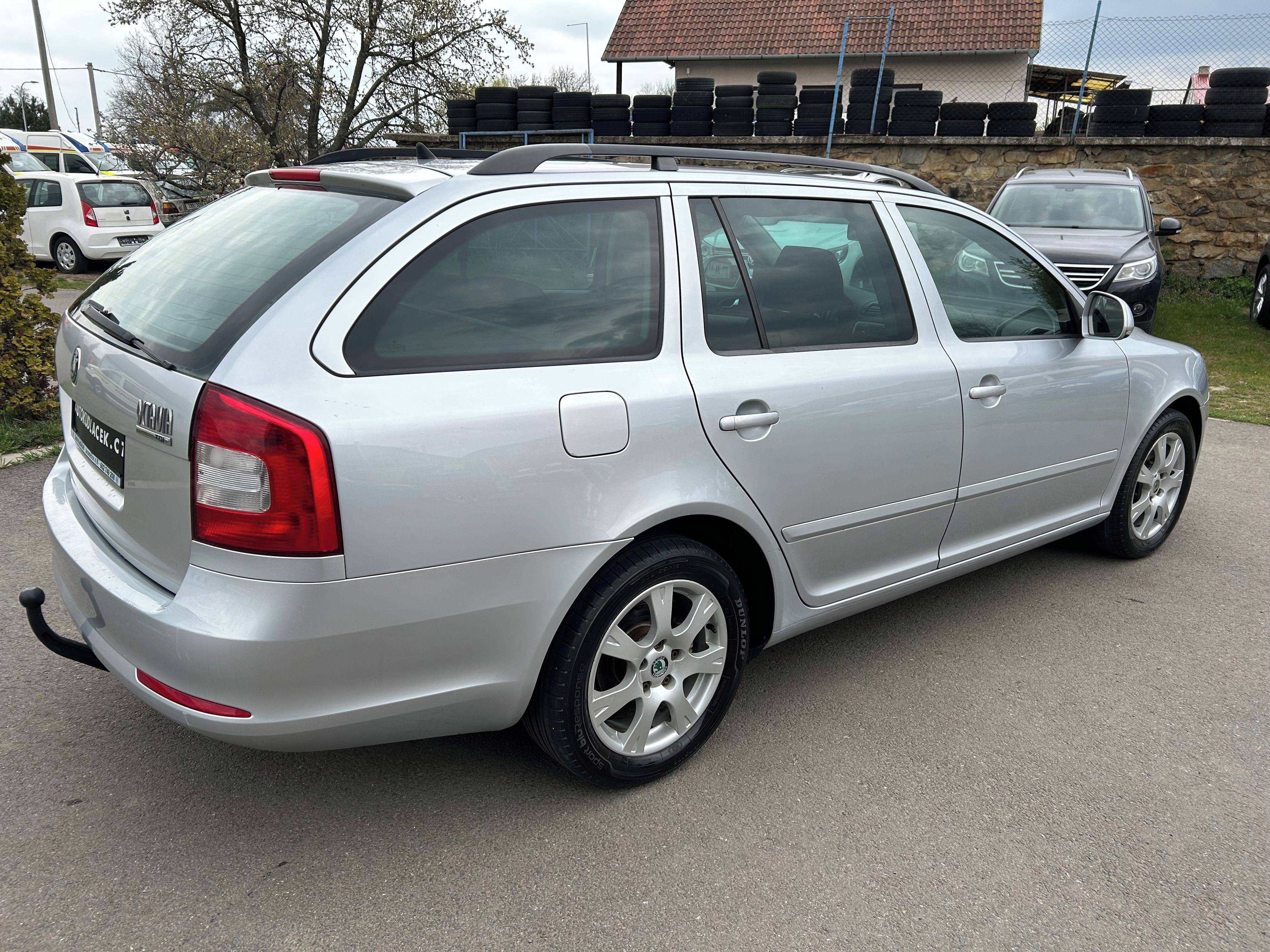 Škoda Octavia, 2 - 1.6 TDI Kombi - fotka 5
