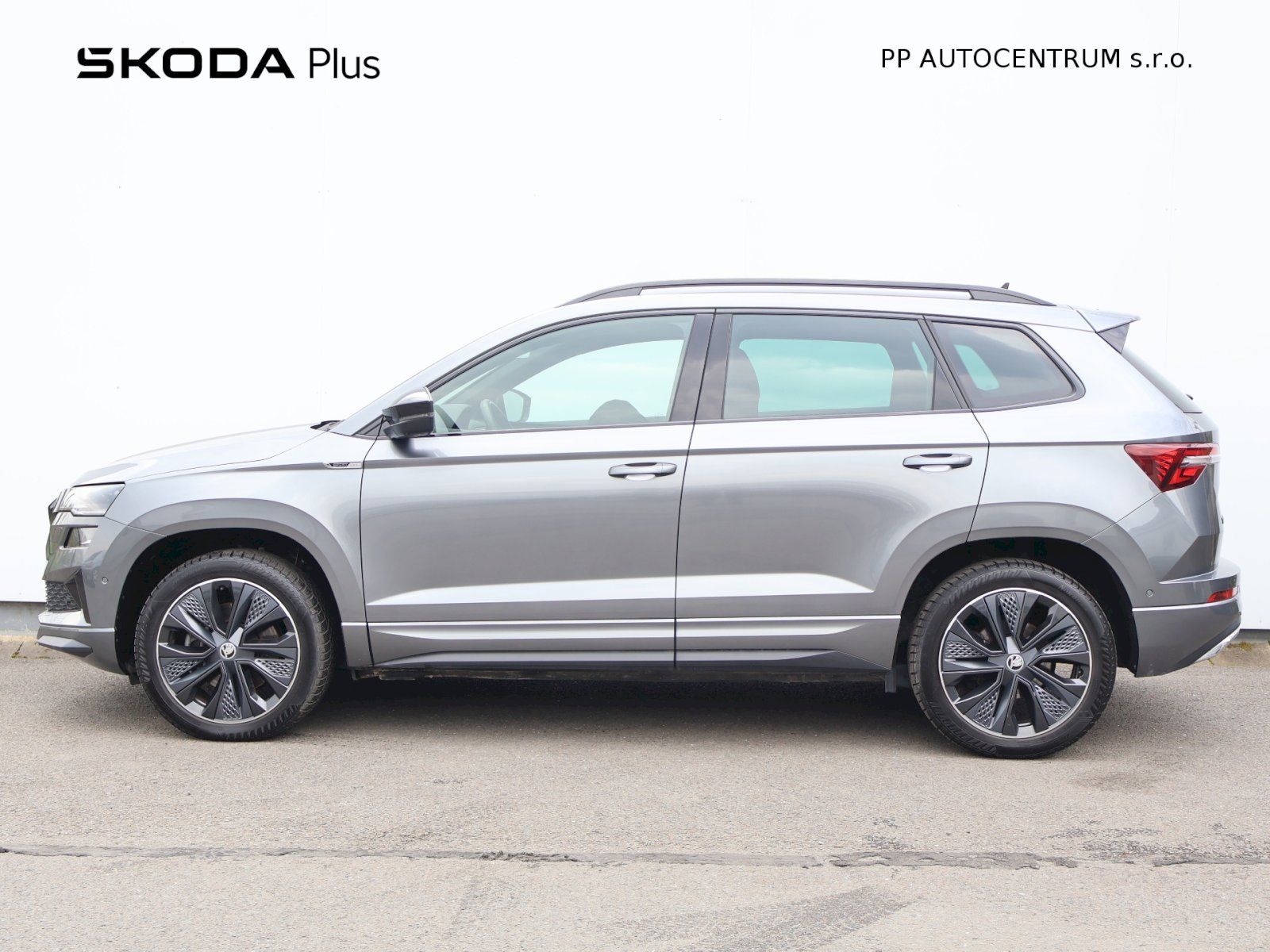 Škoda Karoq, SportLine 4x4 DSG 2.0TSI 140kW - fotka 3