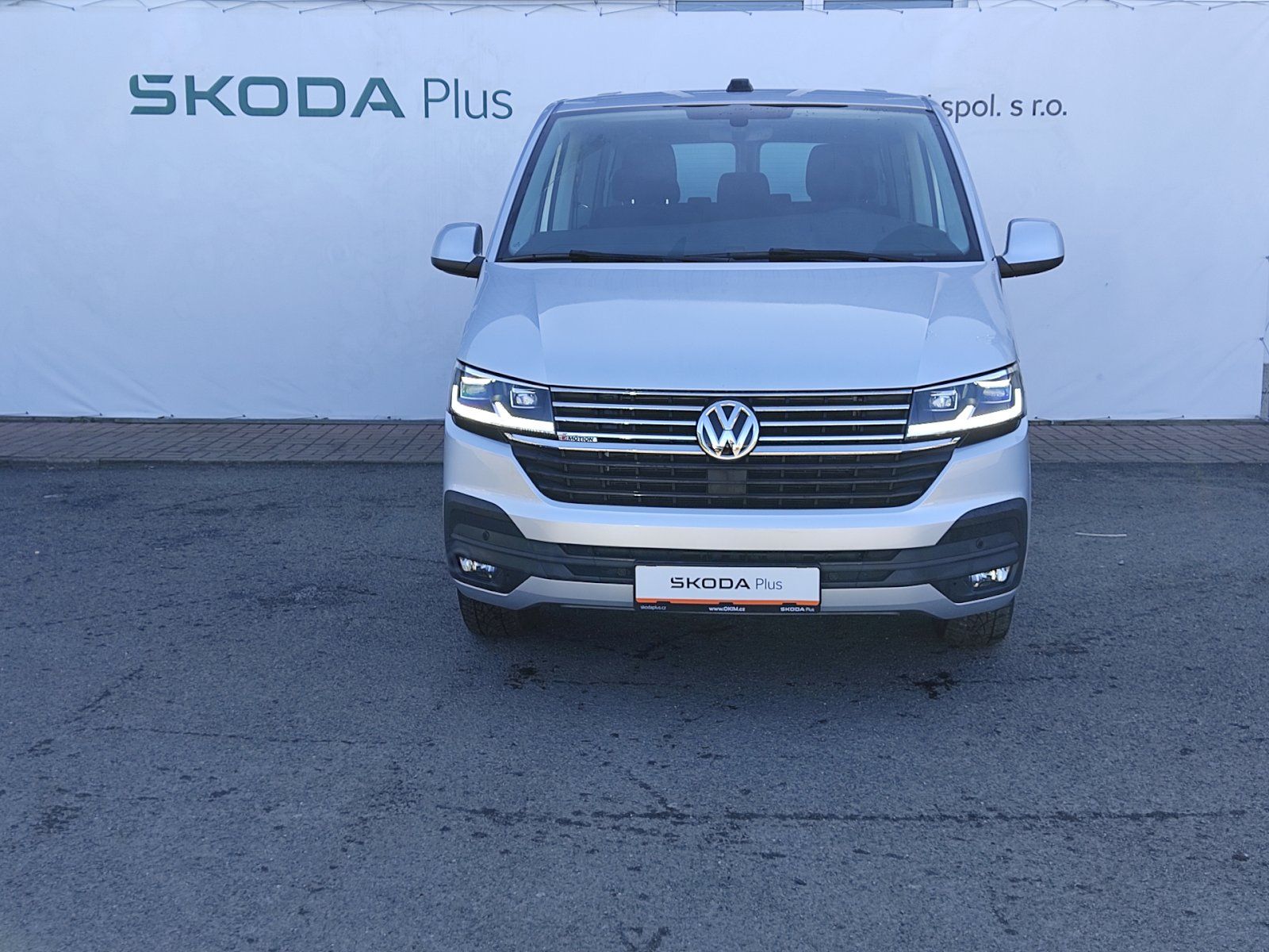Volkswagen Caravelle, 6,1 2,0 Tdi 110 Kw DSG 4Motion - fotka 4
