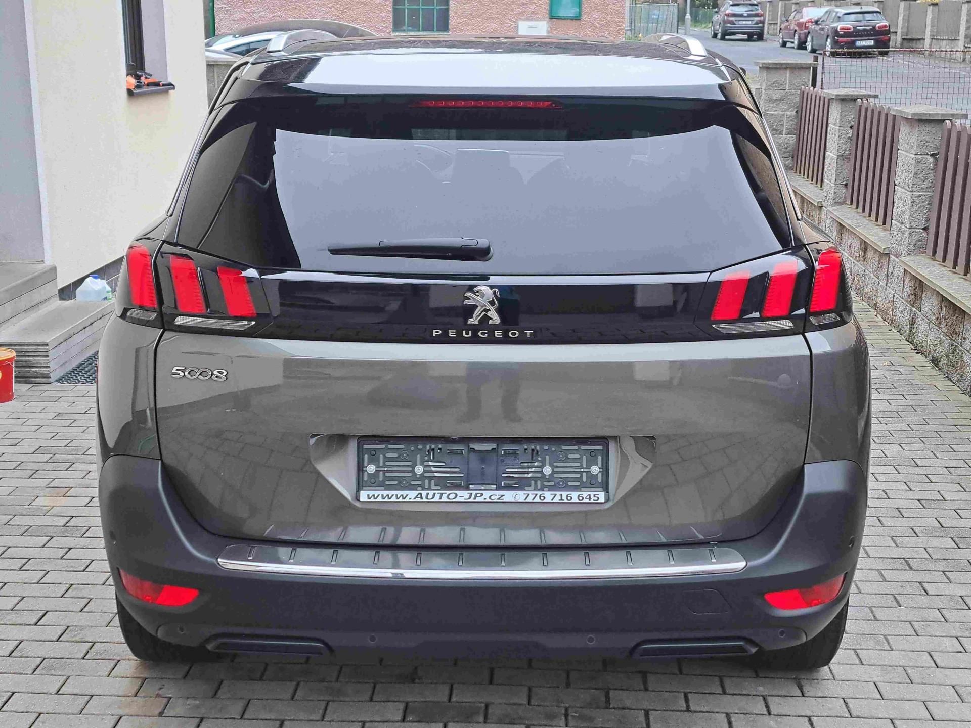 Peugeot 5008, 1,2 PT EAT8       PŘIPRAVUJEME - fotka 4