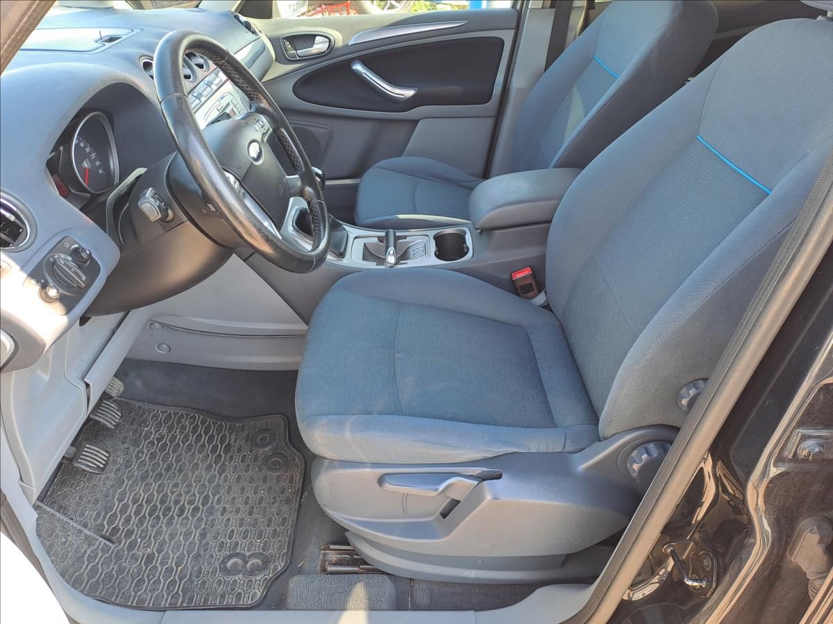Ford Galaxy, 1,9 TDCI DIGIKLIMA 7 MÍST - fotka 5