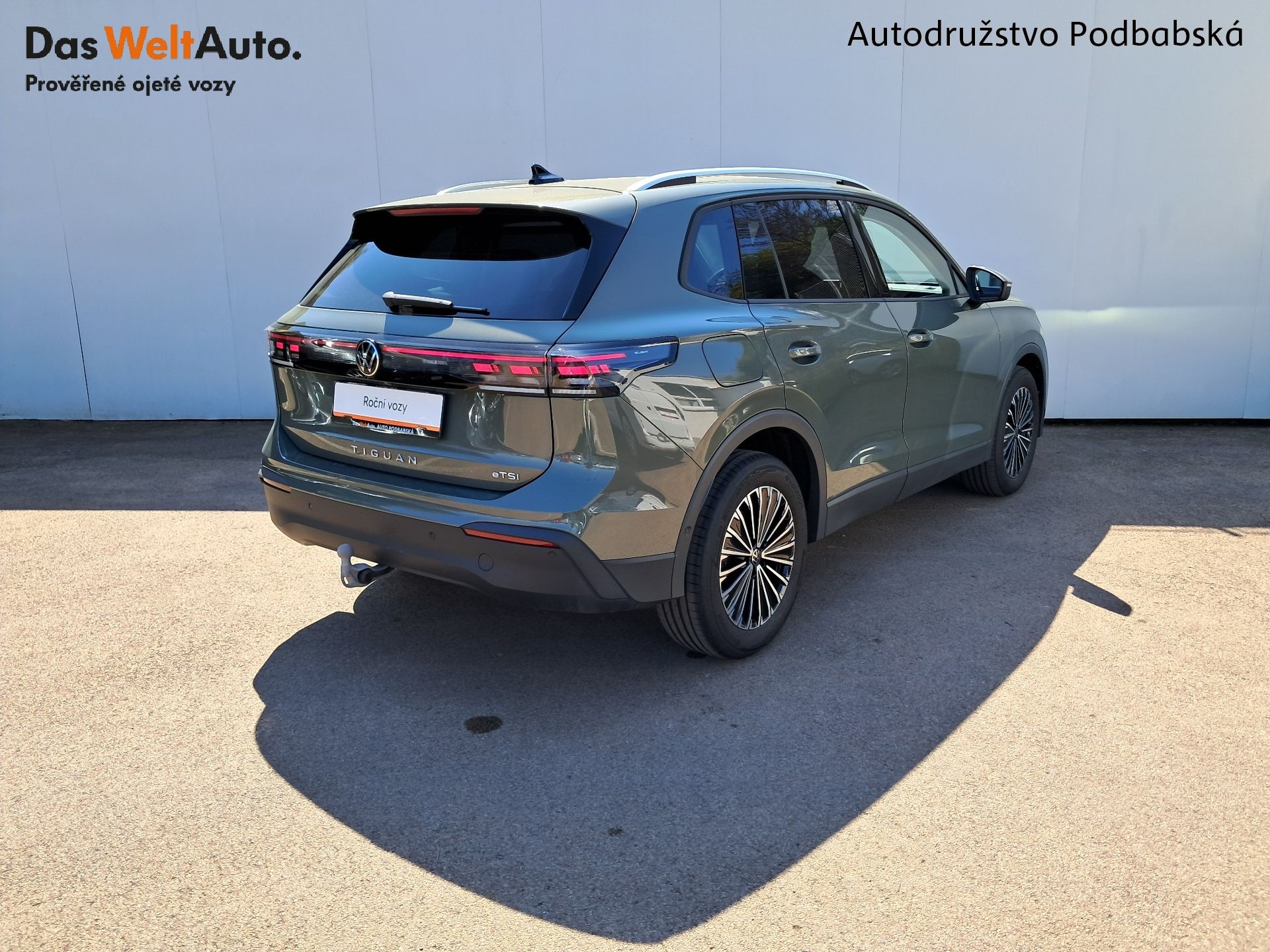 Volkswagen Tiguan, Tiguan Life PEOPLE 1.5 TSI / 1 - fotka 2