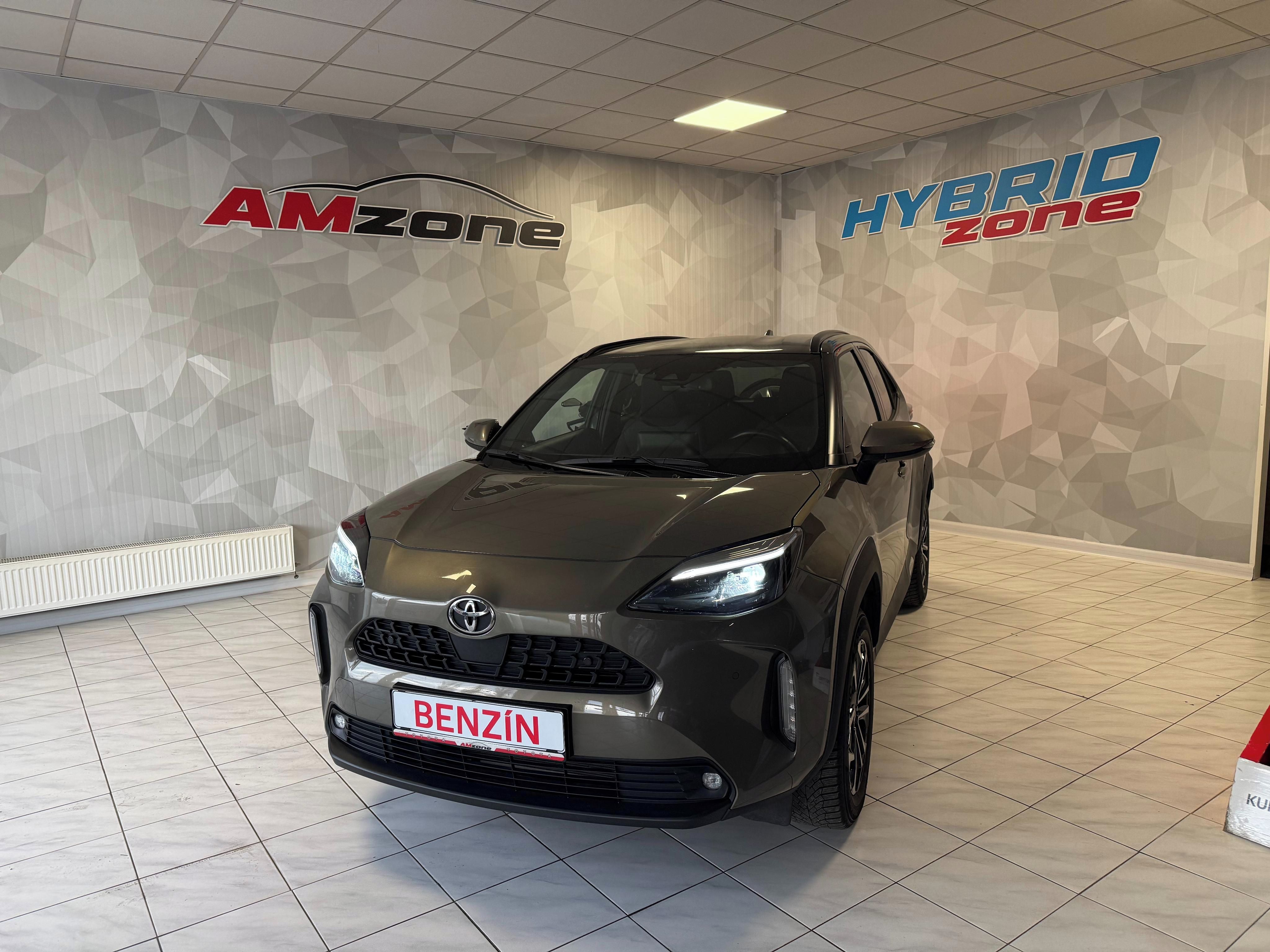 Toyota Yaris, YARIS CROSS 1,5 i ČR - 1 MAJ. - fotka 5