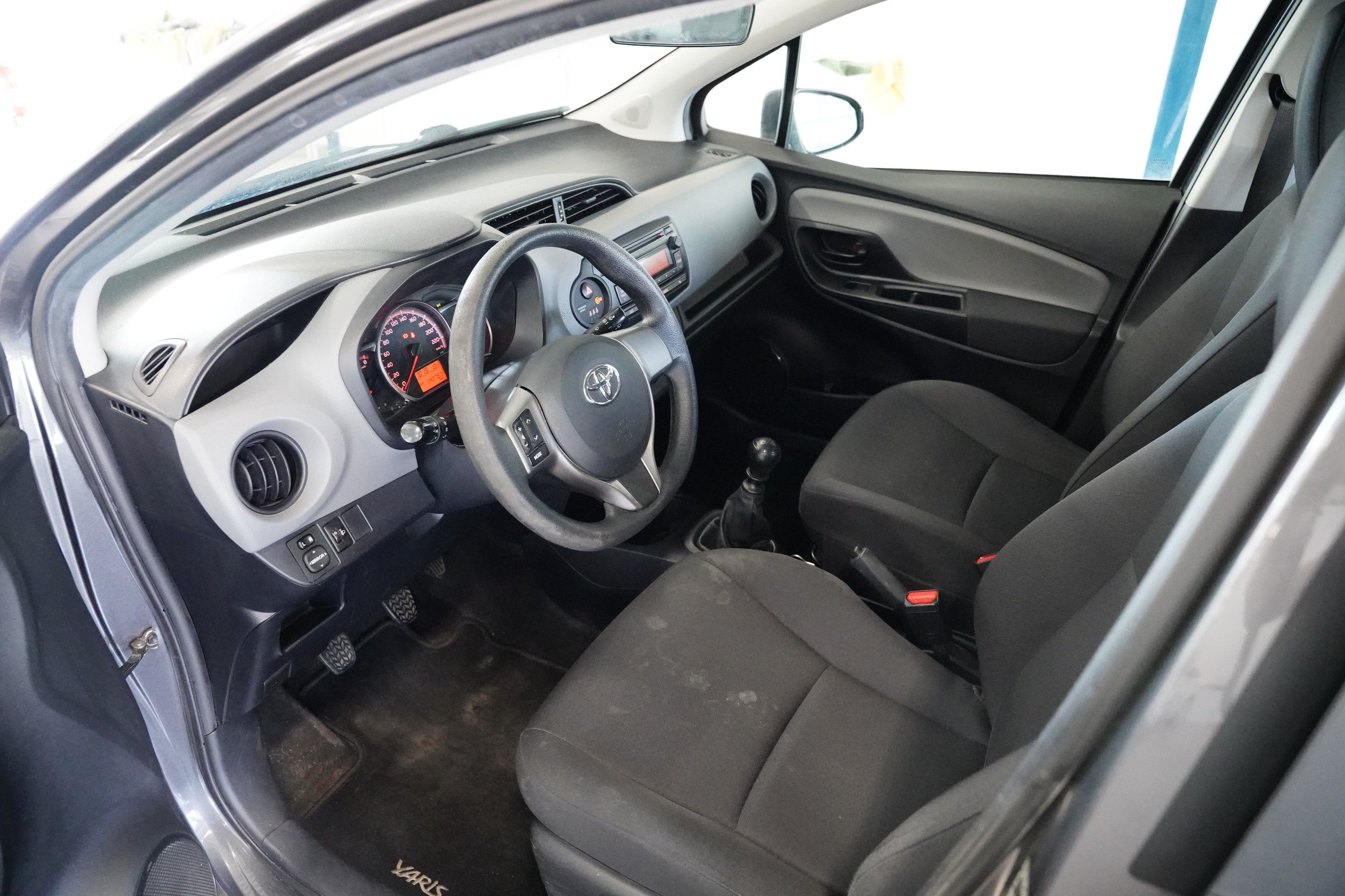 Toyota Yaris, 1.33 VVTi 73 kW - fotka 5
