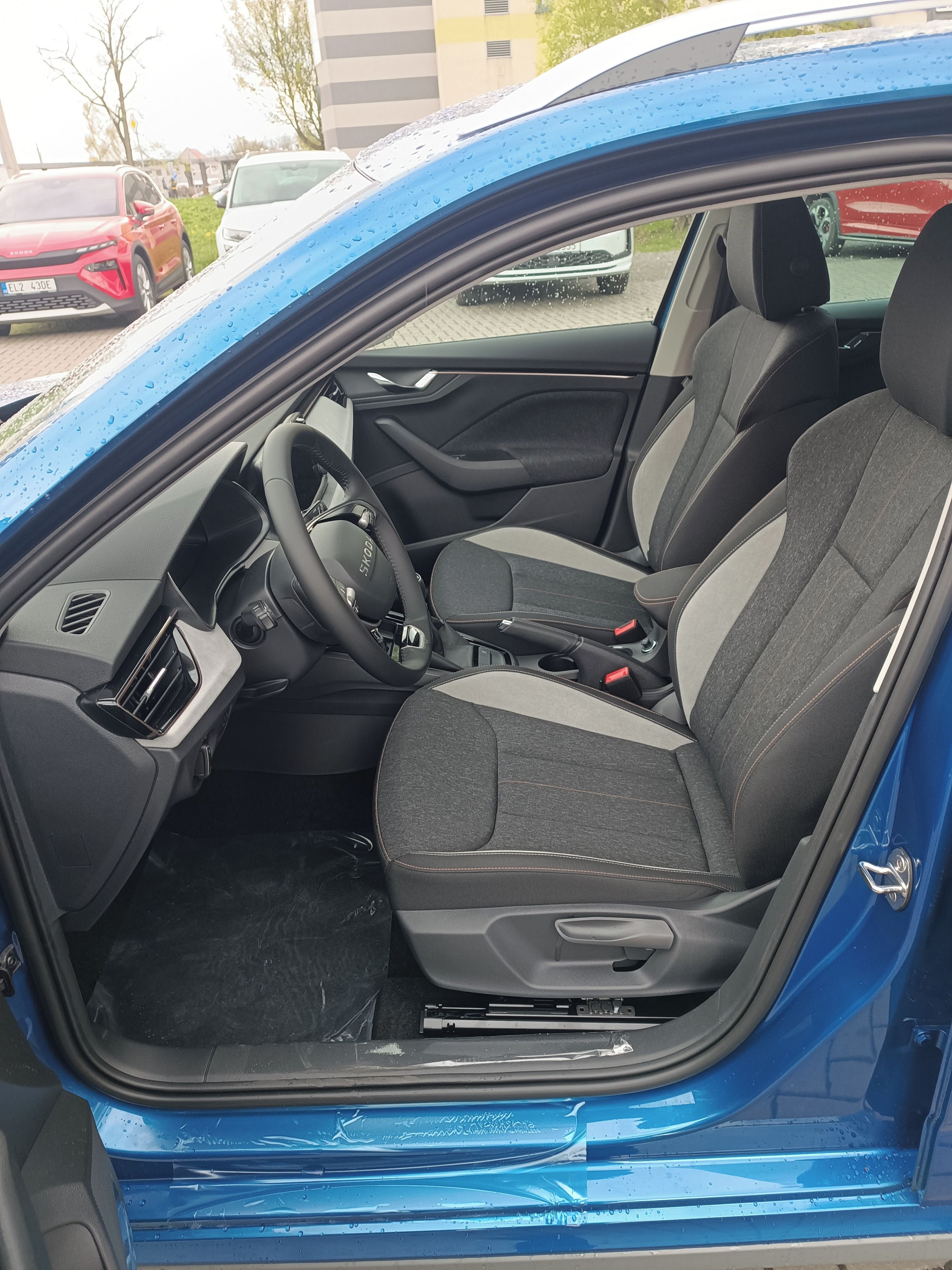 Škoda Kamiq, Top Select. 1,5 TSI 110kw 6man - fotka 5