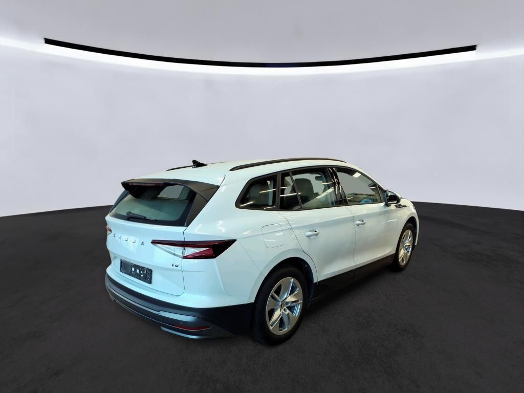 Škoda Enyaq iV, 109kw, 52kwh - fotka 4