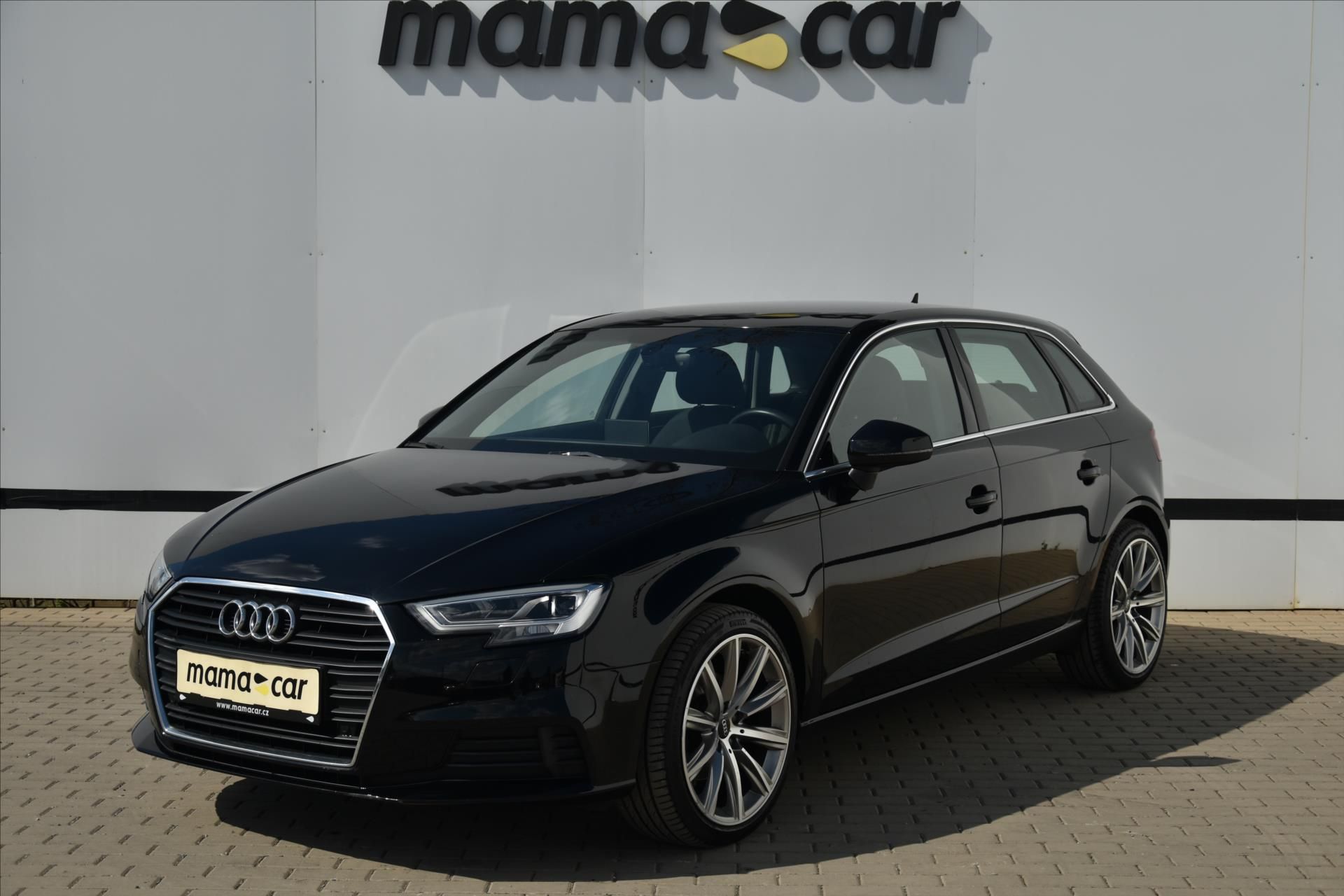 Audi A3, 35 TFSI SPORTBACK LED ČR - fotka 3