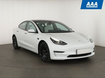 Performance 82kWh, SoH 83%