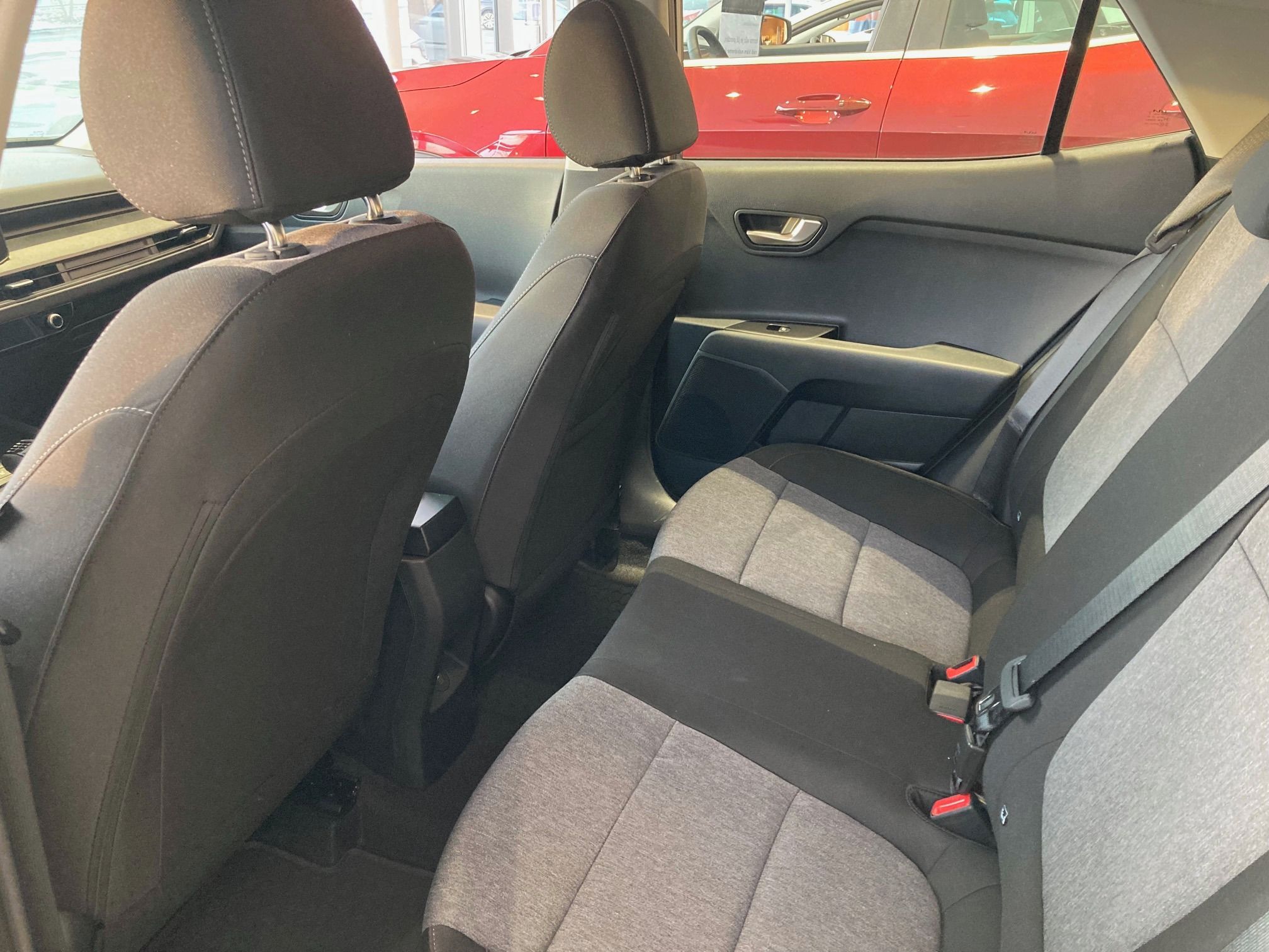 Kia Stonic, 1.0T-GDi SPIN - fotka 3