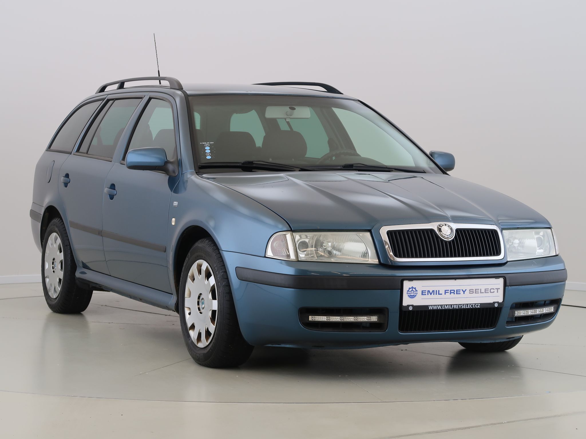 Škoda Octavia, 1.6i,75kW,Manuál - fotka 3
