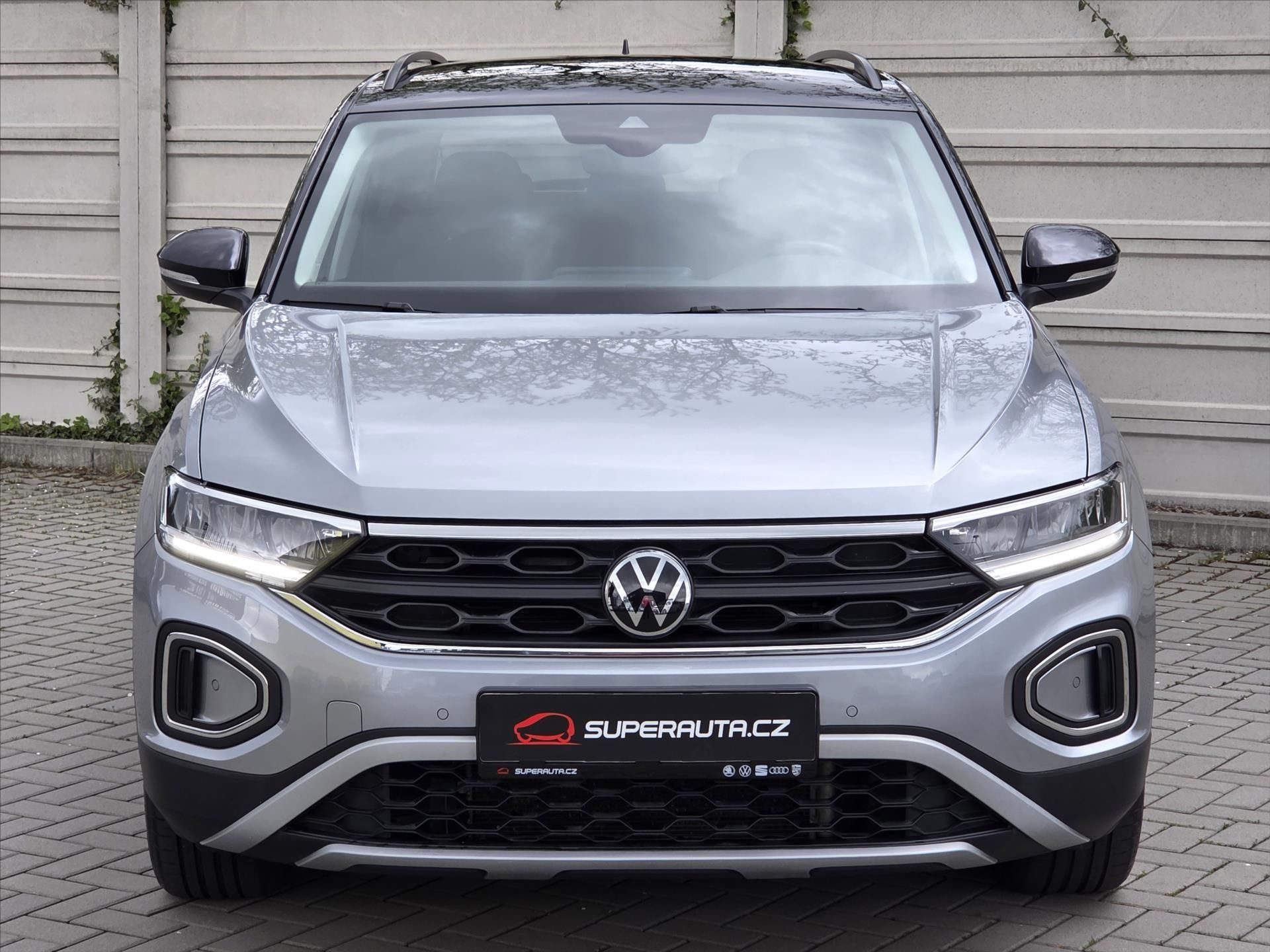 Volkswagen T-Roc, 1,5 TSi 110kW Life Tov.záruka - fotka 2