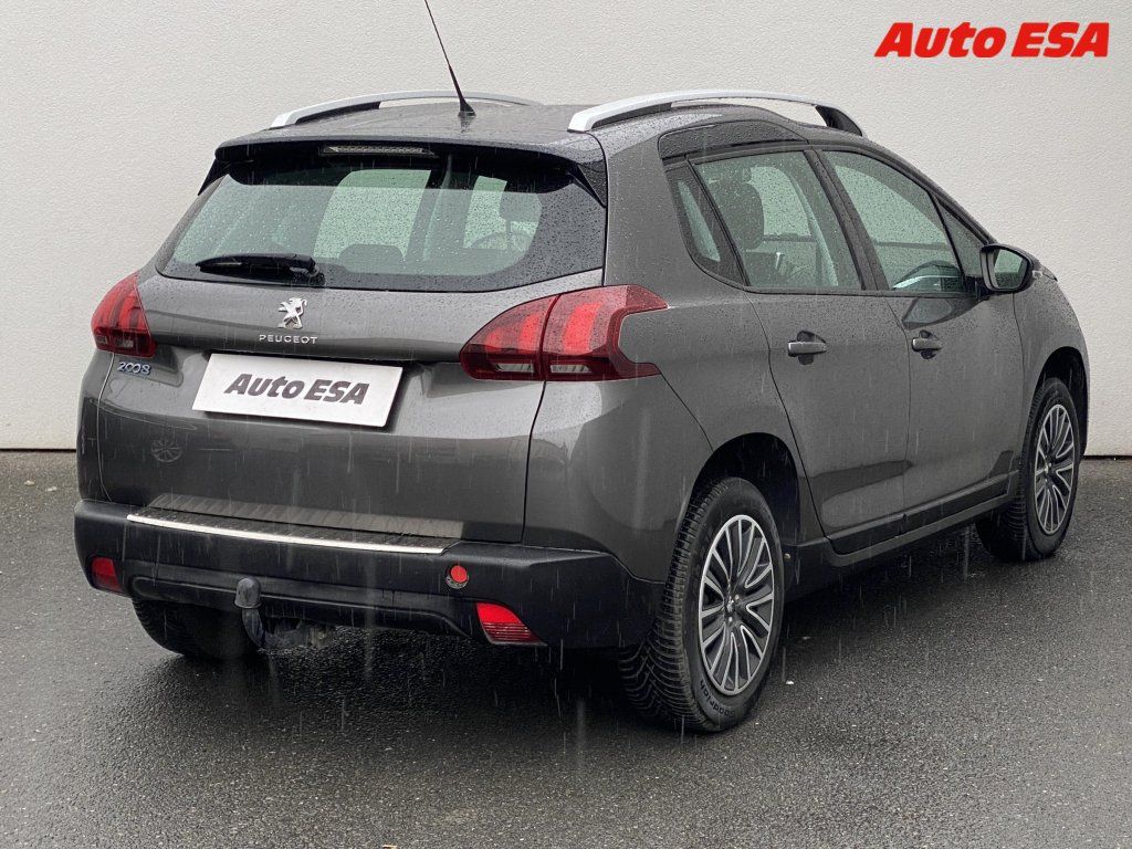 Peugeot 2008, 1.2PT,ČR,Allure,AC - fotka 4