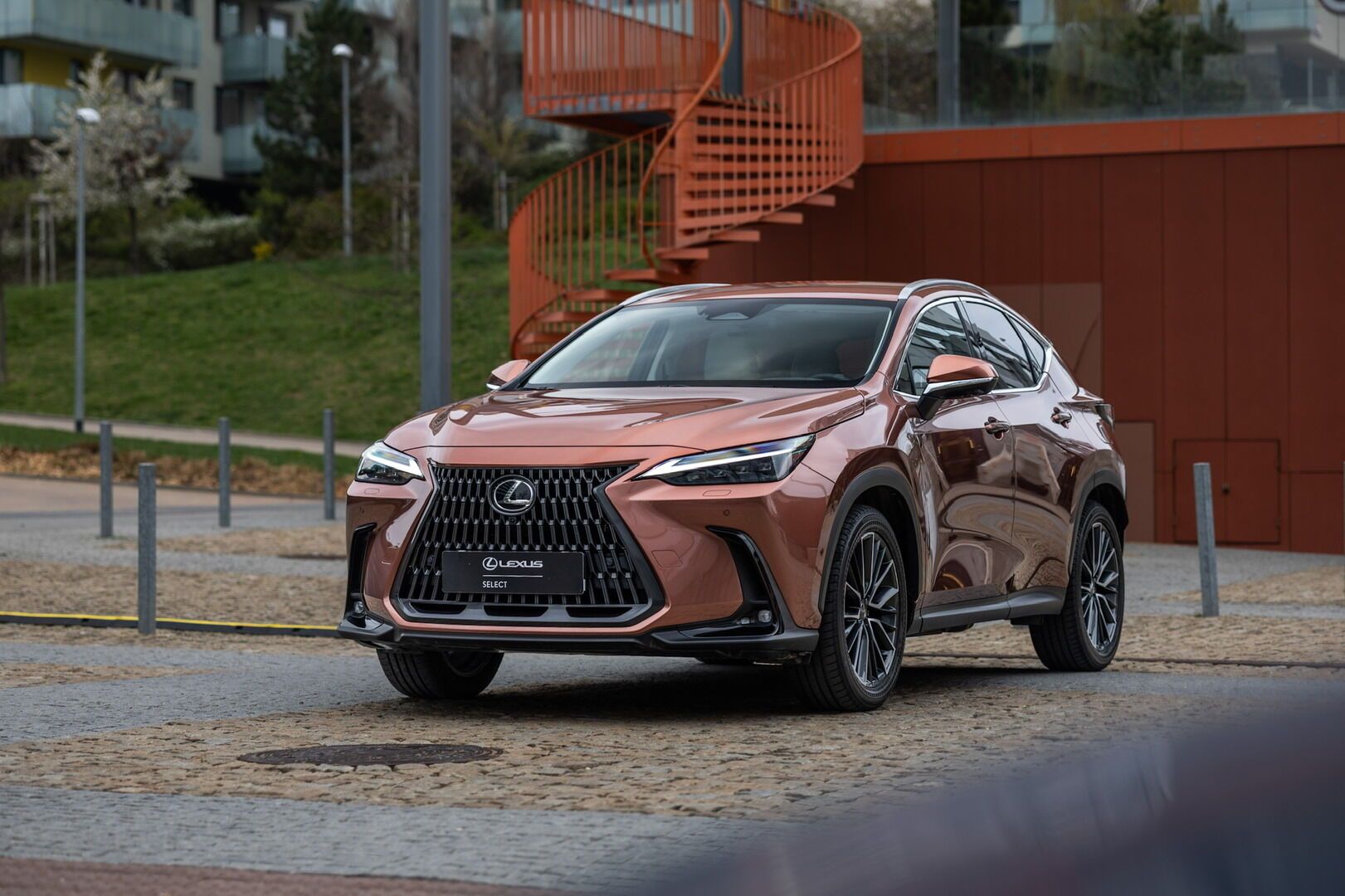 Lexus NX 450h+, 450H 2.5 PHEV LUXURY