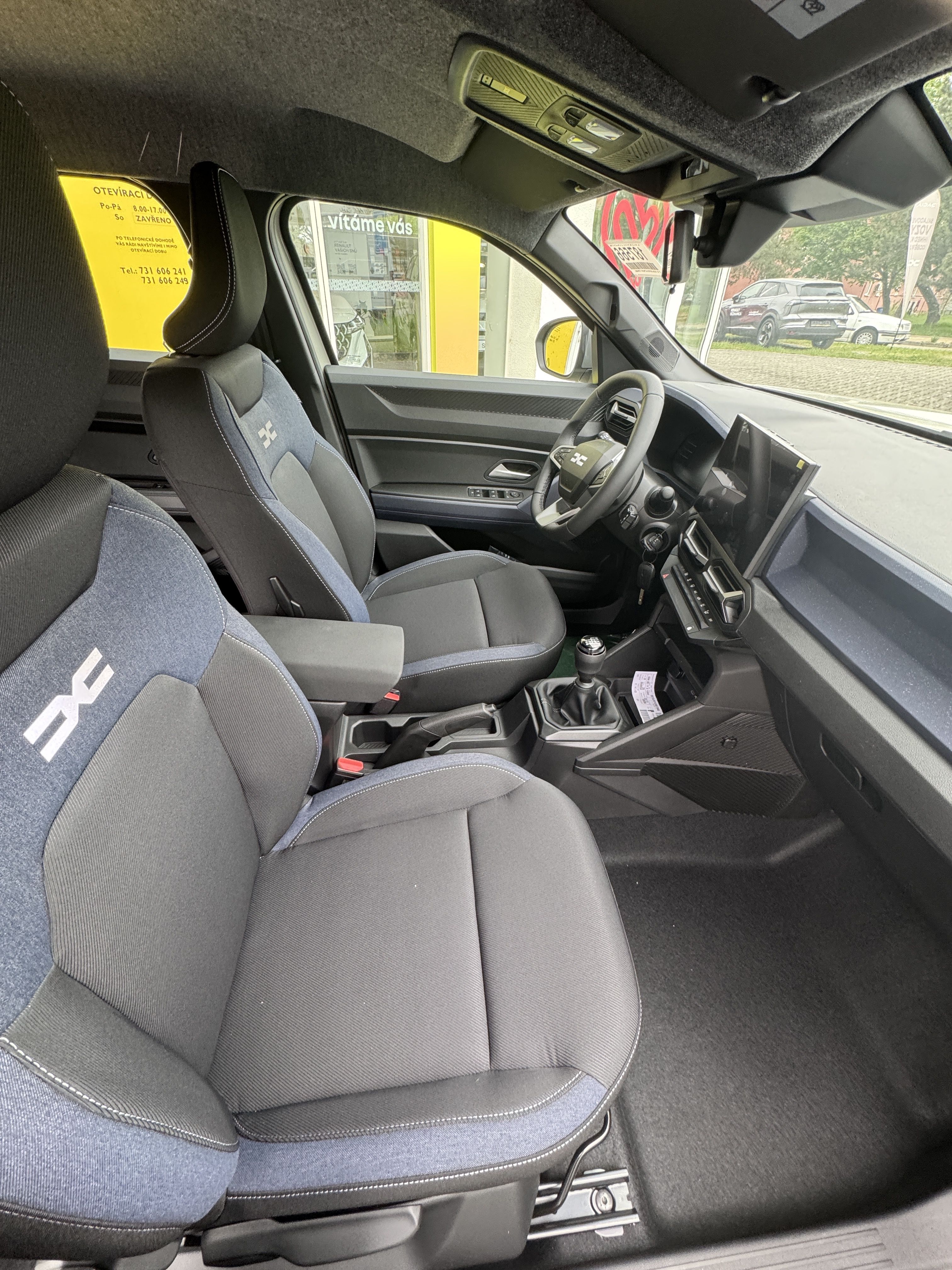 Dacia Duster, Expression Eco-G 120 - fotka 6
