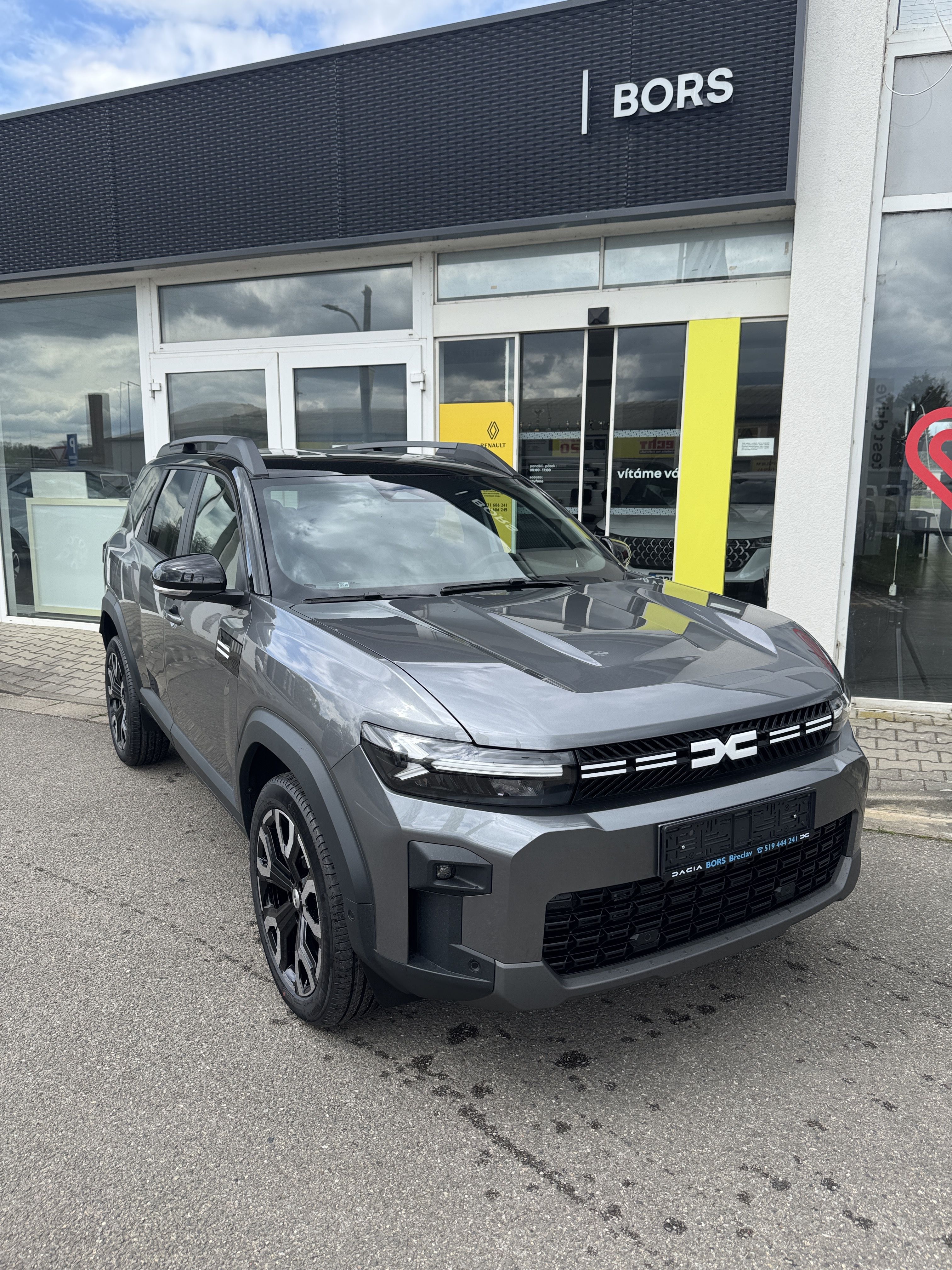 Dacia Bigster, Journey hybrid 155 CELEBRATION - fotka 2