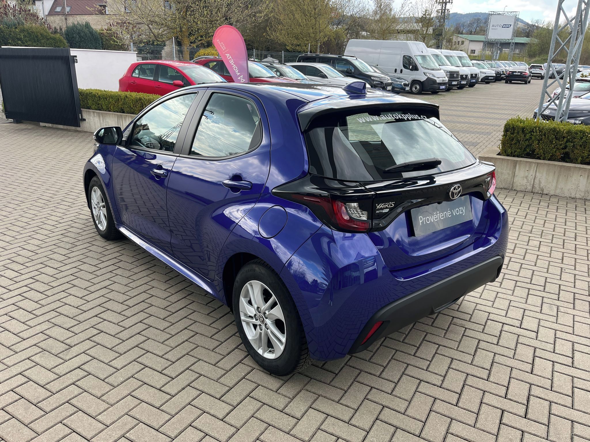 Toyota Yaris, 1.5 Hybrid e-CVT Comfort - fotka 4