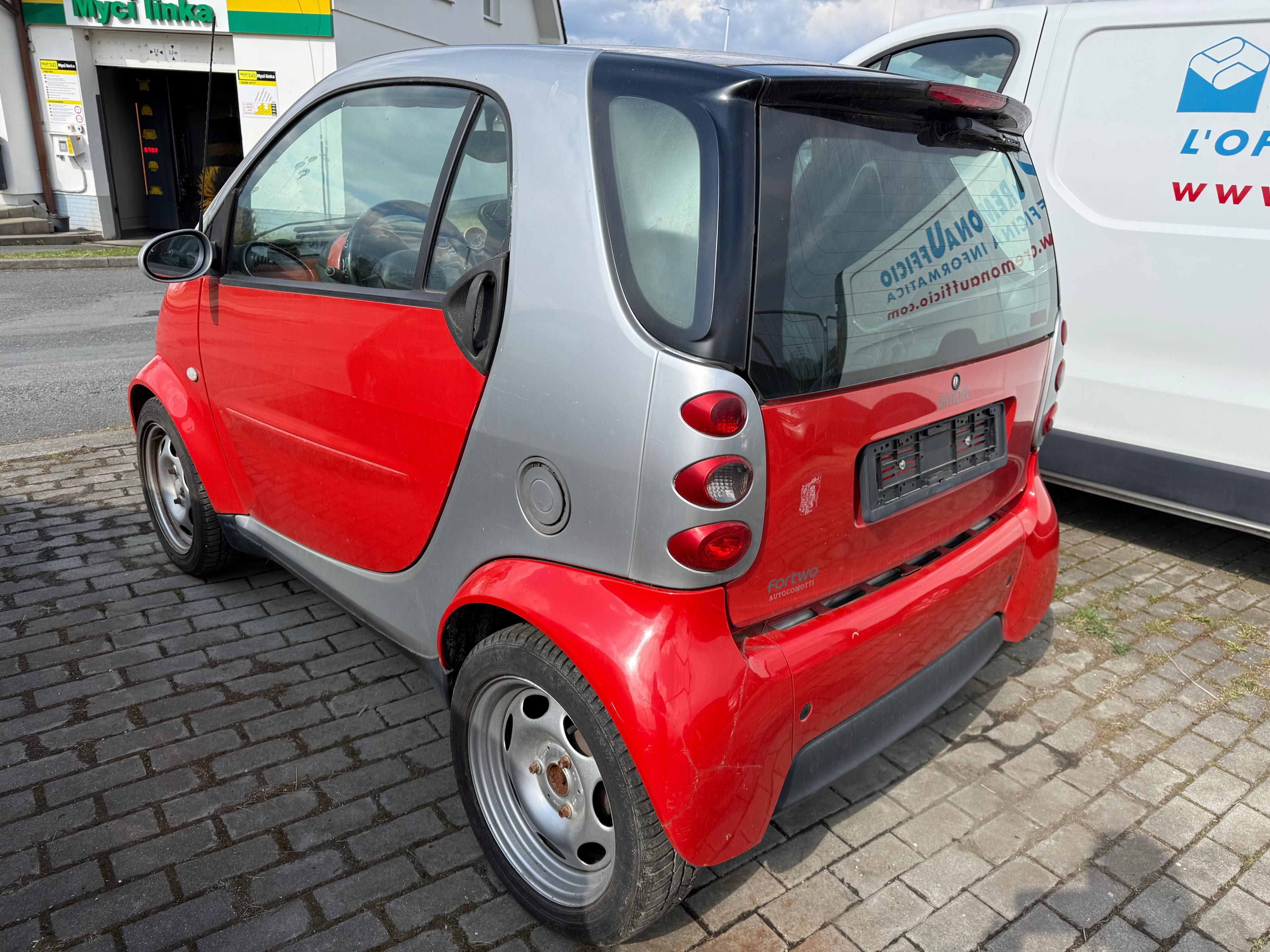 Smart Fortwo, 0,7 Turbo 45 Kw 12/2004.Klima - fotka 5