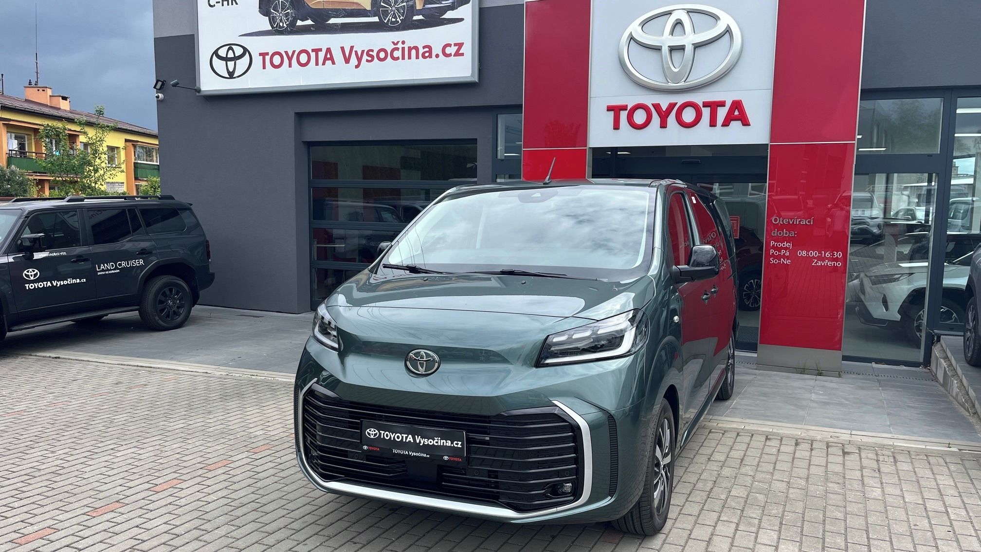 Toyota Proace Verso, L2 2,2D 180PS 8AT VIP - 7 MÍST - fotka 5