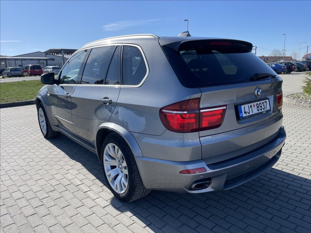 BMW X5, 3,0 XDRIVE 40D M-Paket CZauto - fotka 3