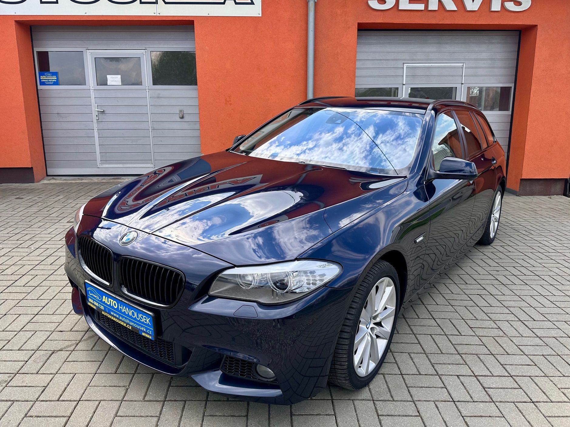 BMW Řada 5, 523i 3.0 V6 HUD,ACC,NIGHT