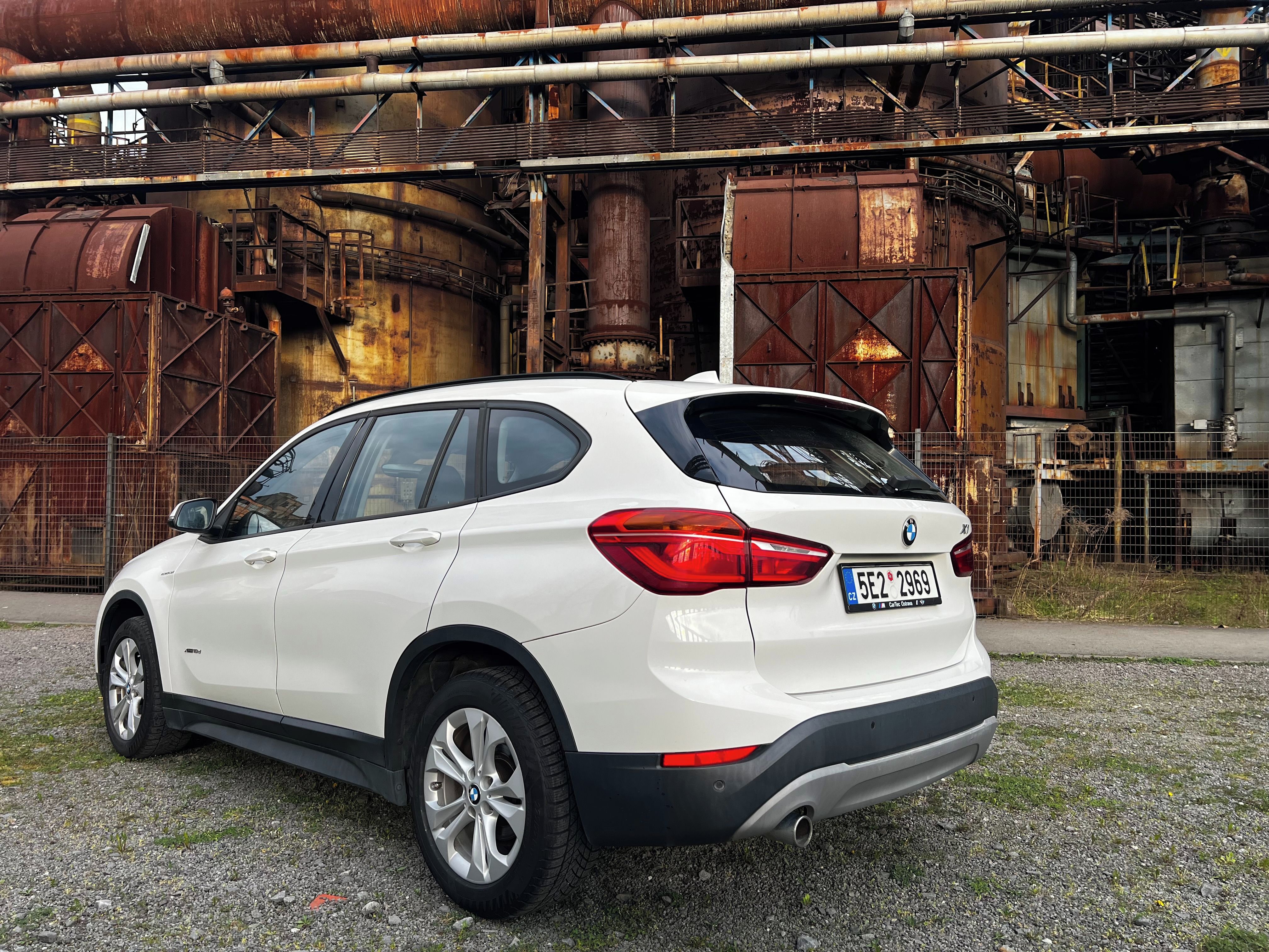 BMW X1, 18d Xdrive 4x4 manuál - fotka 4