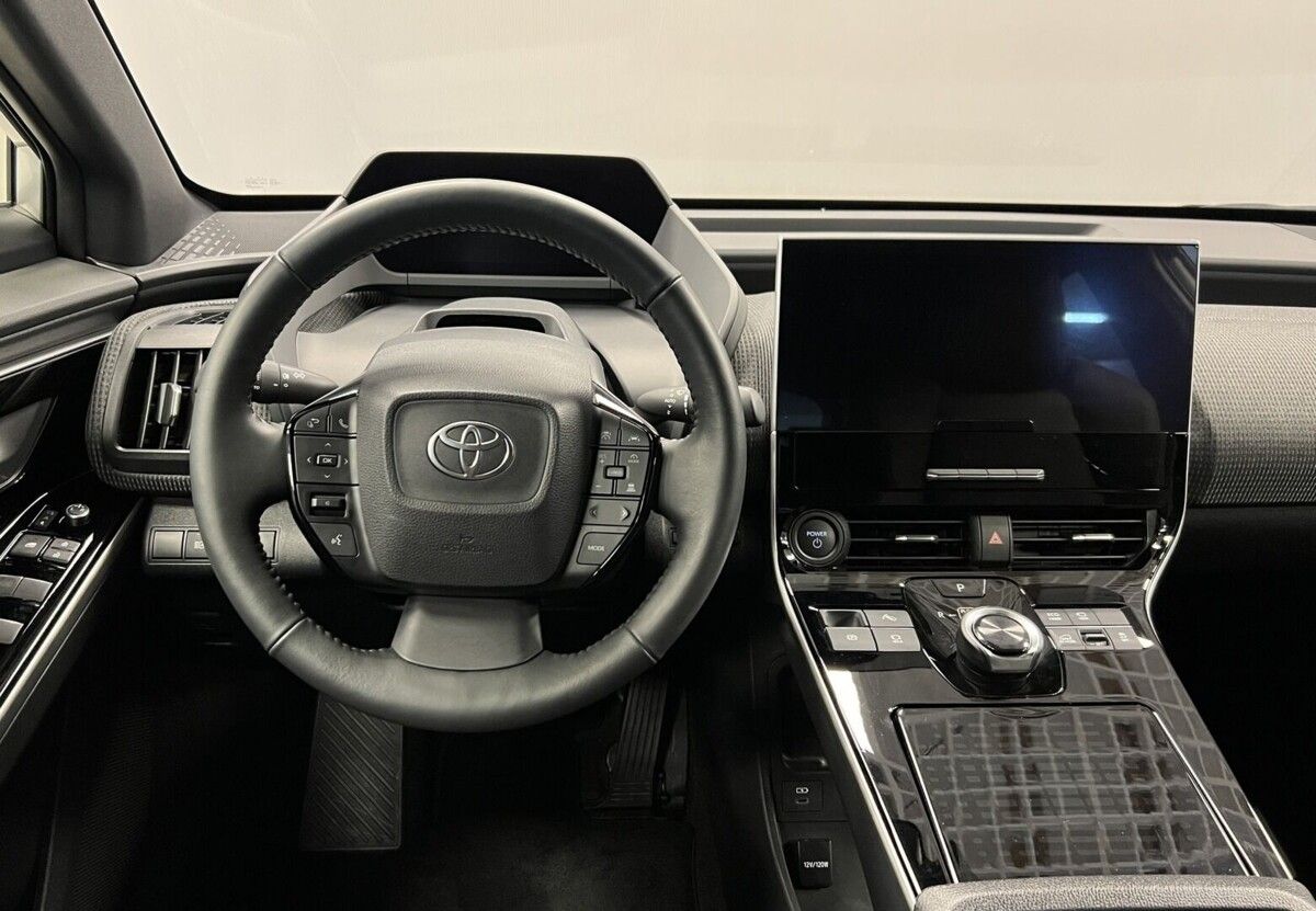 Toyota bZ4X, PRESTIGE - fotka 5