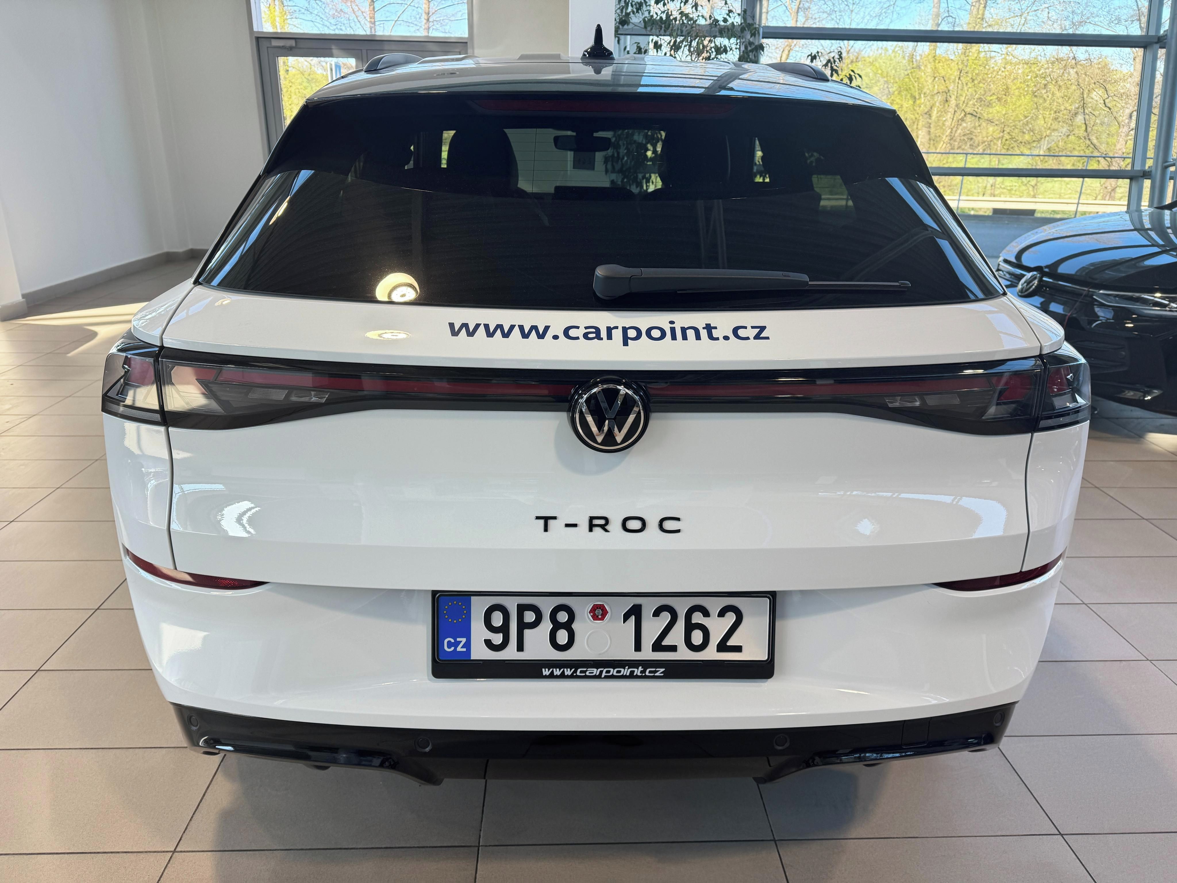 Volkswagen T-Roc, R-Line 1,5 eTSI 110 kW 7DSG - fotka 3