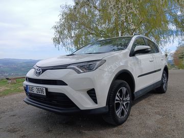 Toyota RAV4 benzin 4x4