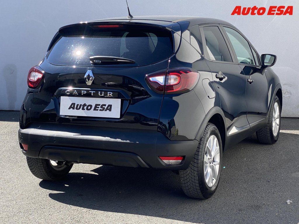 Renault Captur, 1.3 TCe,Limited - fotka 4