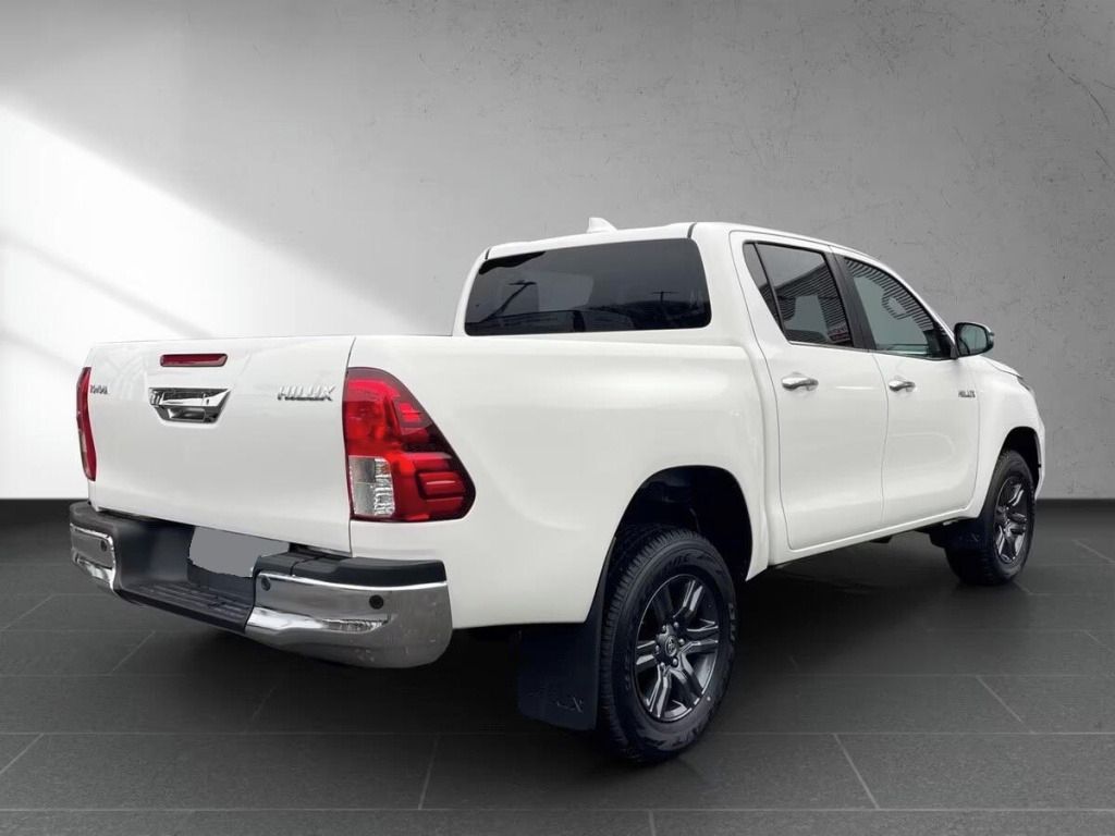 Toyota Hilux, 2.4D 4x4 Double Cab Comfort - fotka 4