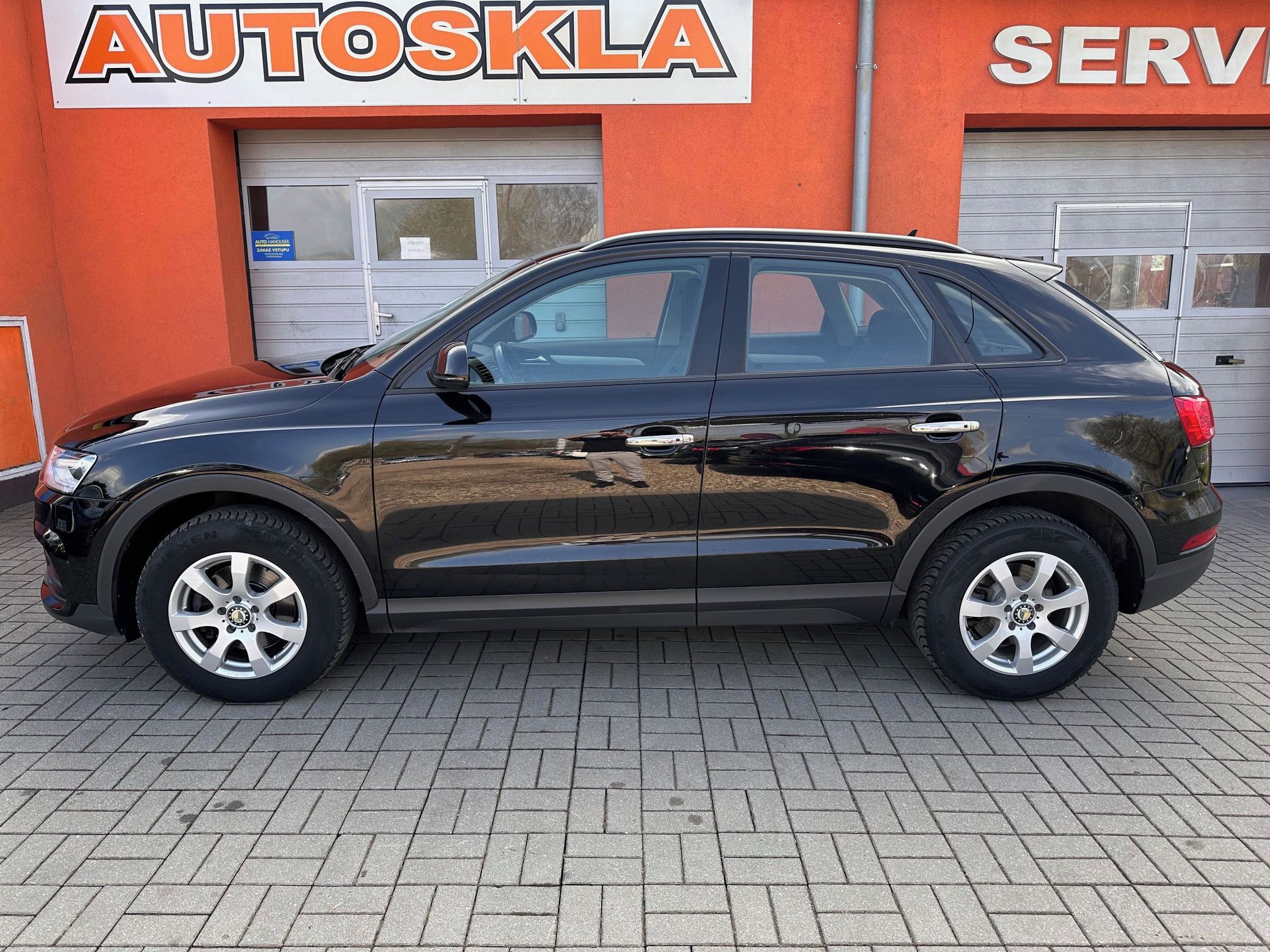 Audi Q3, 2.0 TDI 110KW QUATTRO S-TRONIC - fotka 3