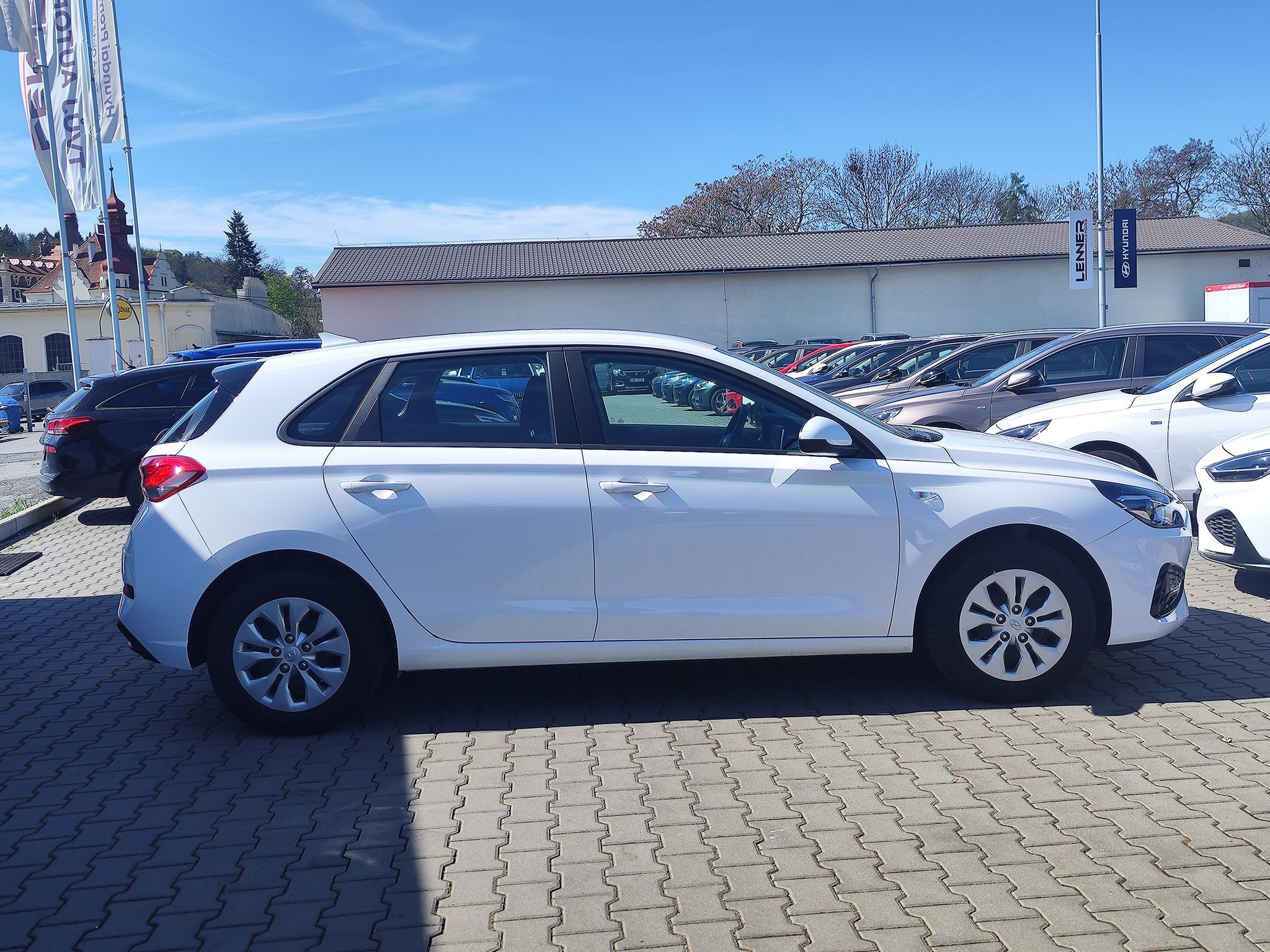 Hyundai i30, 1.5i/81kW Start Plus - fotka 4