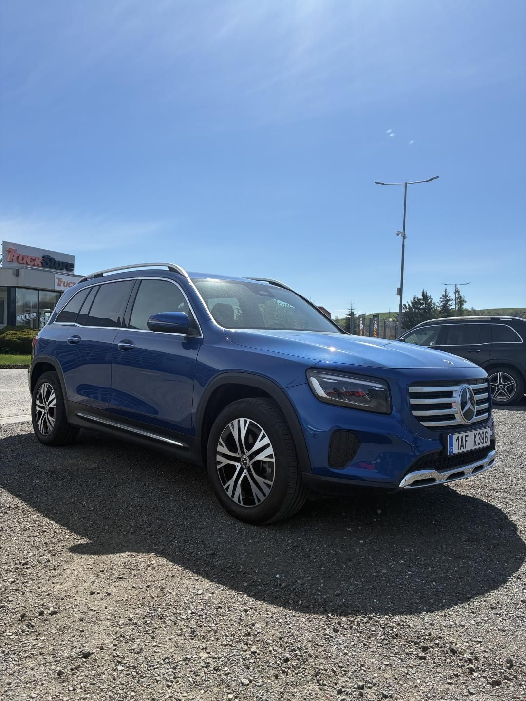 Mercedes-Benz GLB, 200d - fotka 2