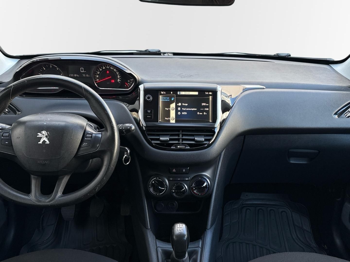 Peugeot 208, 1.6 e-HDI - fotka 5