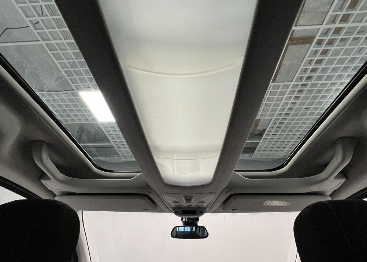 Toyota Proace City Verso, 1,5 8AT FAMILY L1 PANO - fotka 6