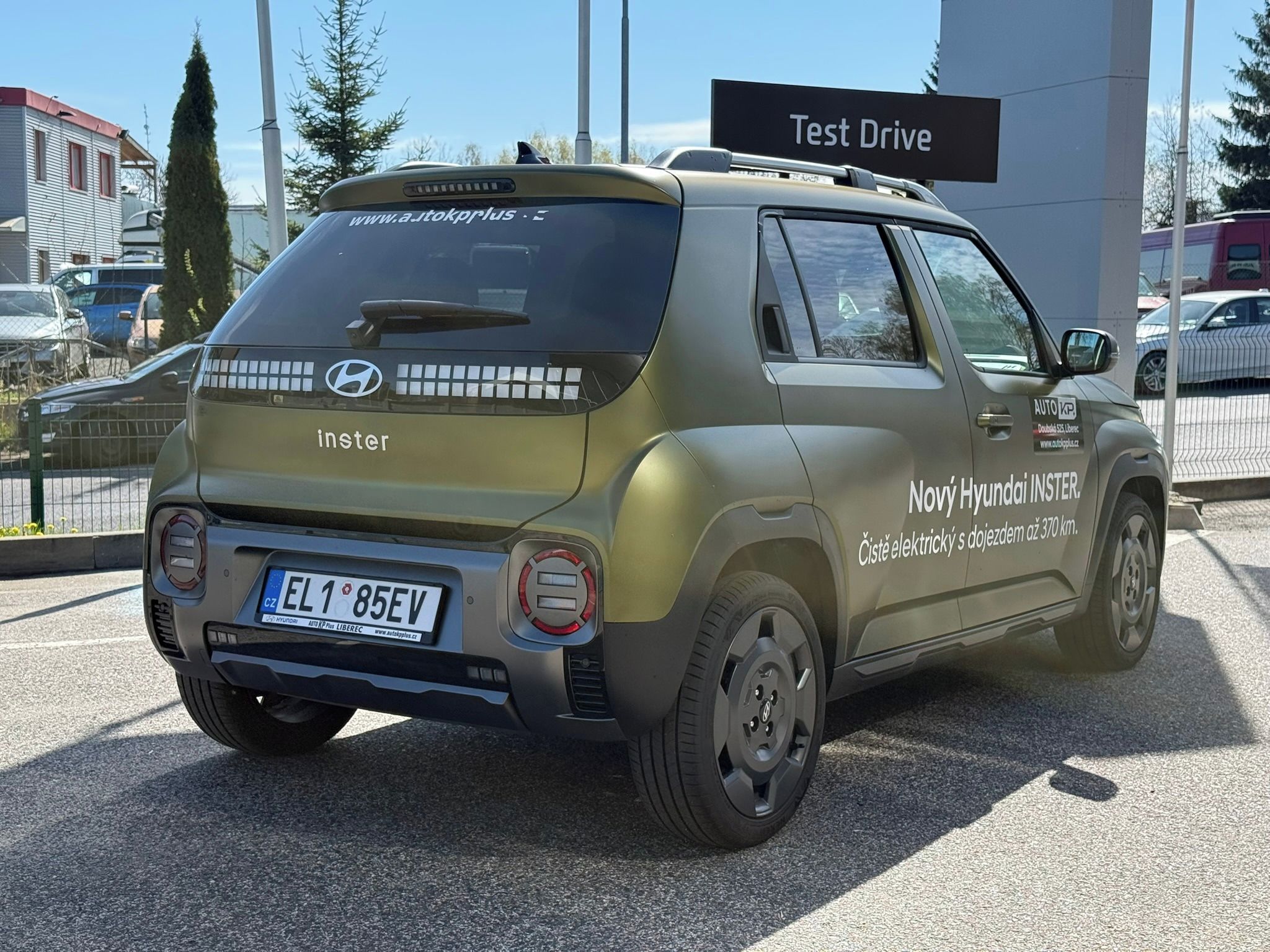 Hyundai Inster, Cross 49kWH (85kW/115k) - fotka 5