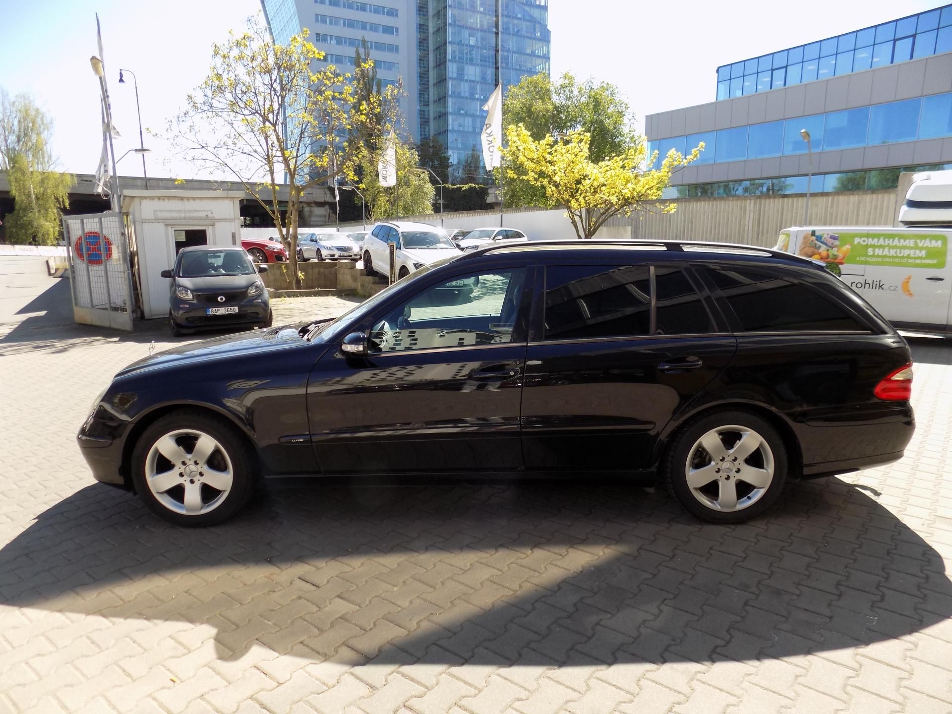 Mercedes-Benz Třídy E, 2.7 CDI - fotka 4
