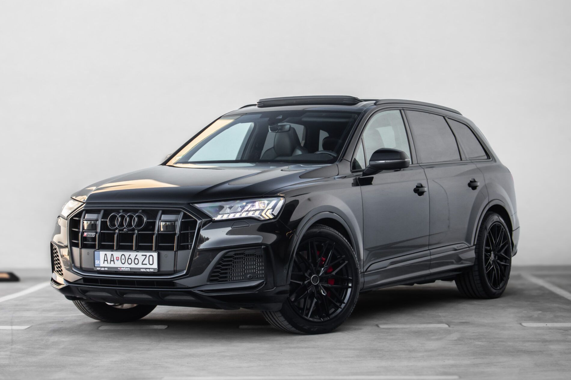 Audi SQ7 - fotka 2